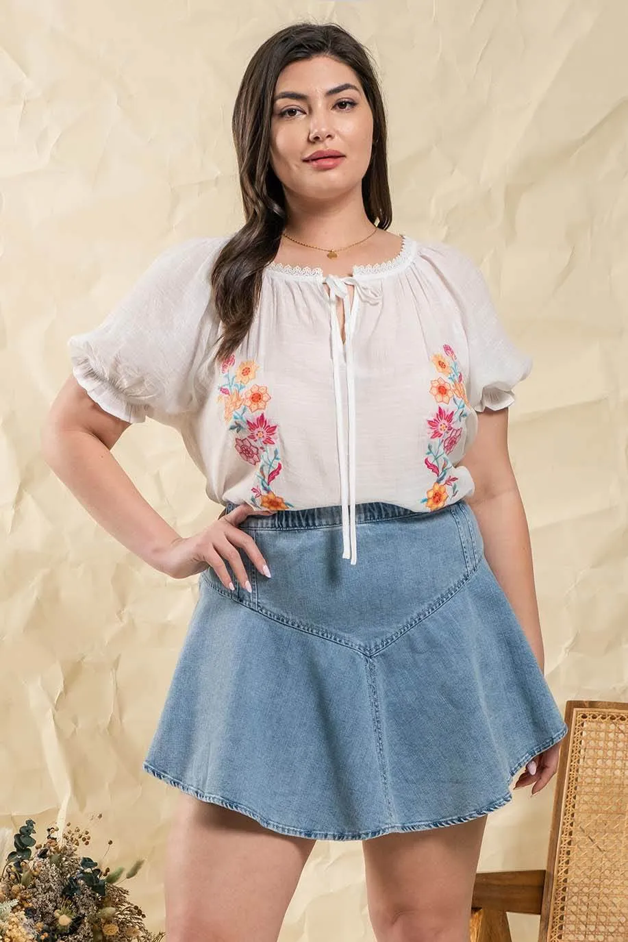 PLUS FLORAL EMBROIDERY WOVEN TOP sold by Blu Pepper