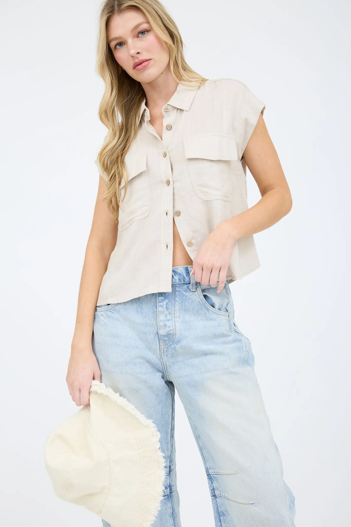 COLLARED SHORT SLEEVE BUTTON DOWN BOXY SHIRT sold by Blu Pepper product image thumbnail 4