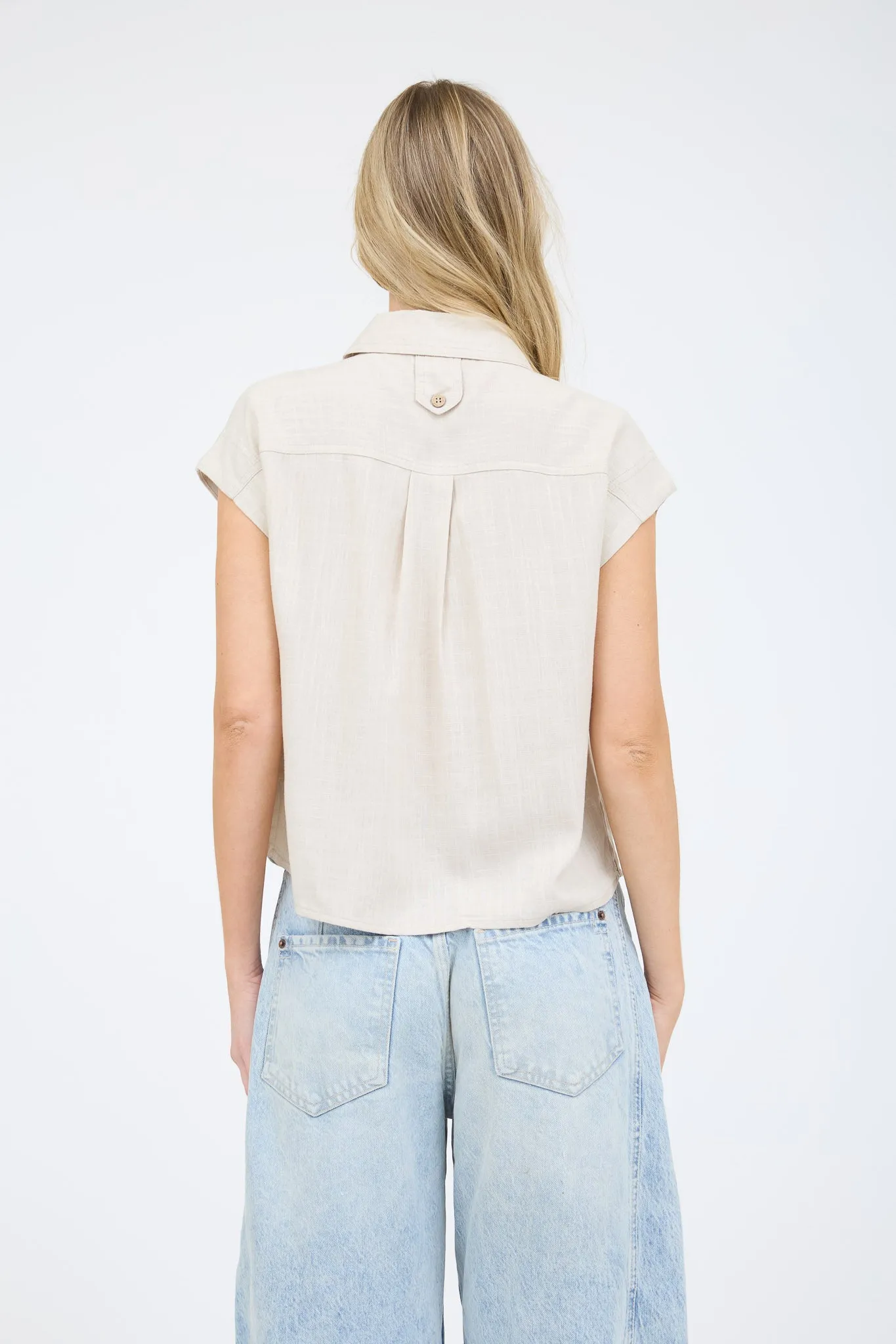 COLLARED SHORT SLEEVE BUTTON DOWN BOXY SHIRT sold by Blu Pepper product image thumbnail 2