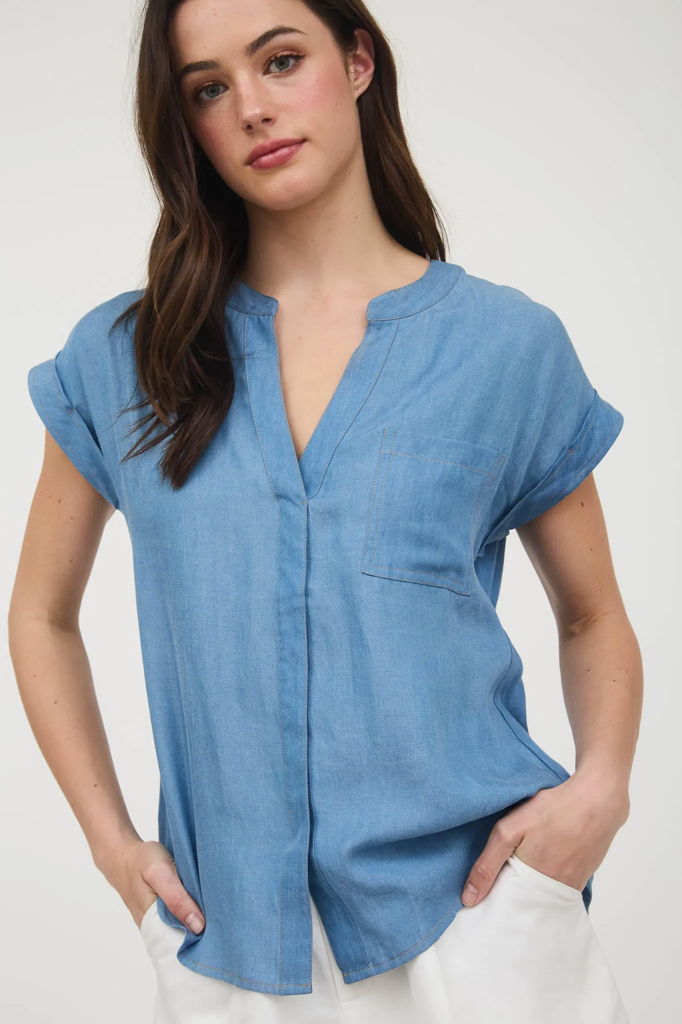 FRONT SPLIT BACK BUTTON CUFF SLEEVE CHAMBRAY TOP sold by Blu Pepper
