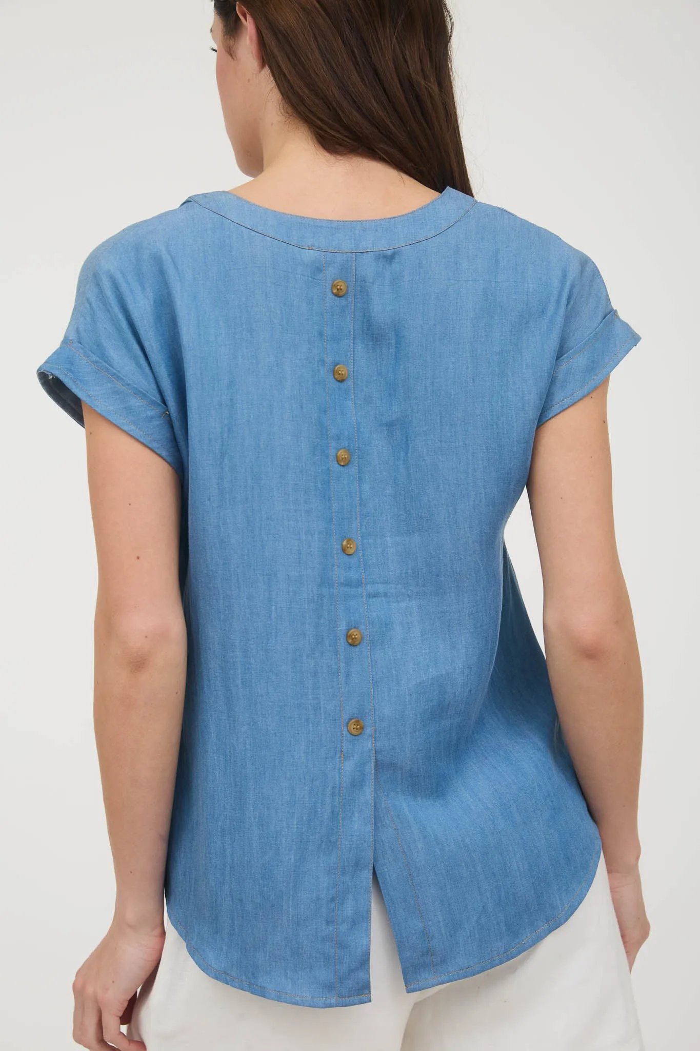 FRONT SPLIT BACK BUTTON CUFF SLEEVE CHAMBRAY TOP sold by Blu Pepper product image thumbnail 2