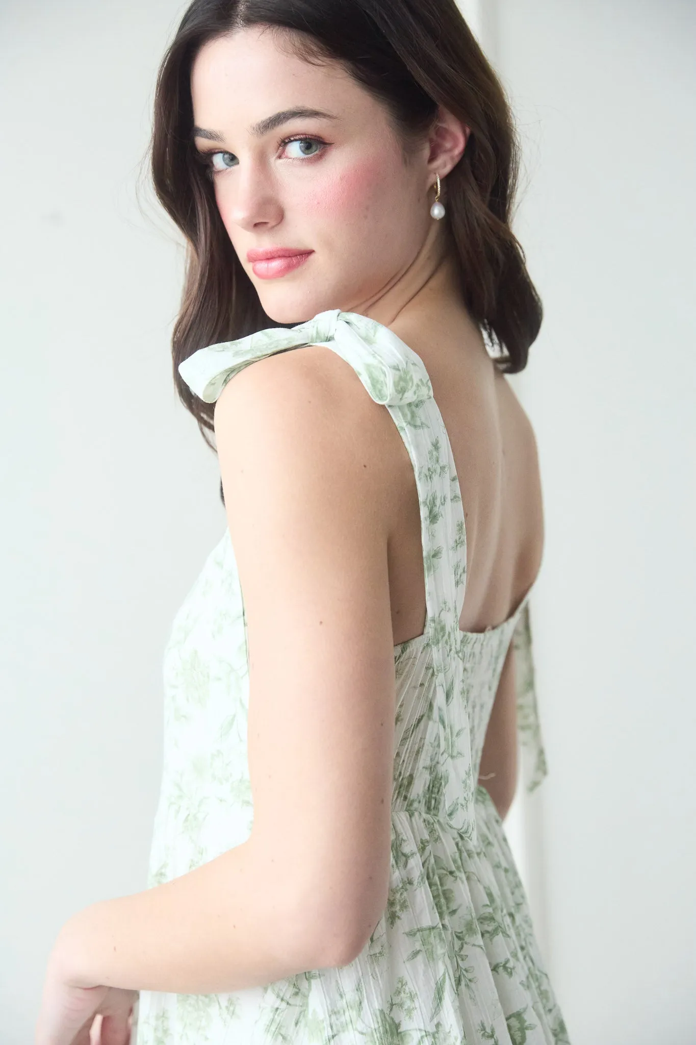 FLORAL TIE STRAP RUFFLE TIERED MIDI DRESS sold by Blu Pepper product image thumbnail 2