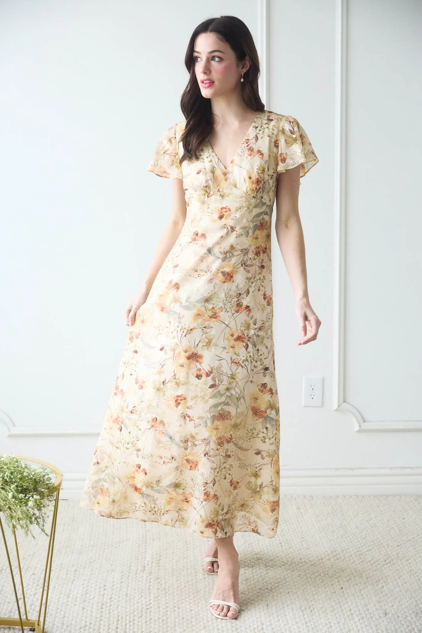 FLORAL DEEP V NECK SHORT SLEEVE MIDI DRESS sold by Blu Pepper product image thumbnail 5