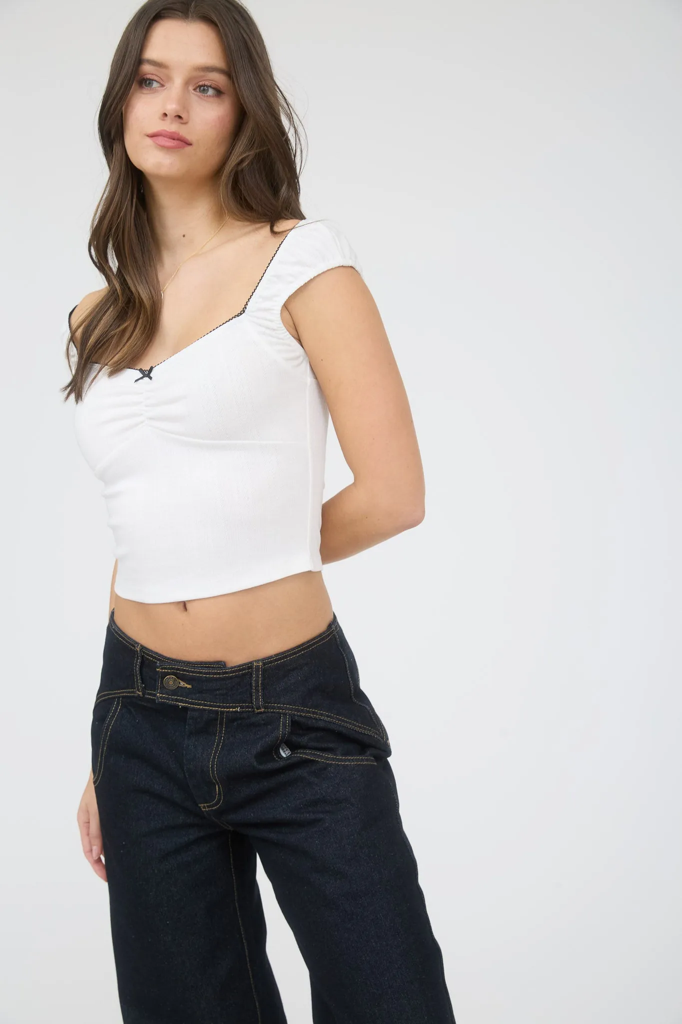 CONTRAST BOW DETAIL RUCHED FRONT KNIT CROP TOP sold by Blu Pepper product image thumbnail 5
