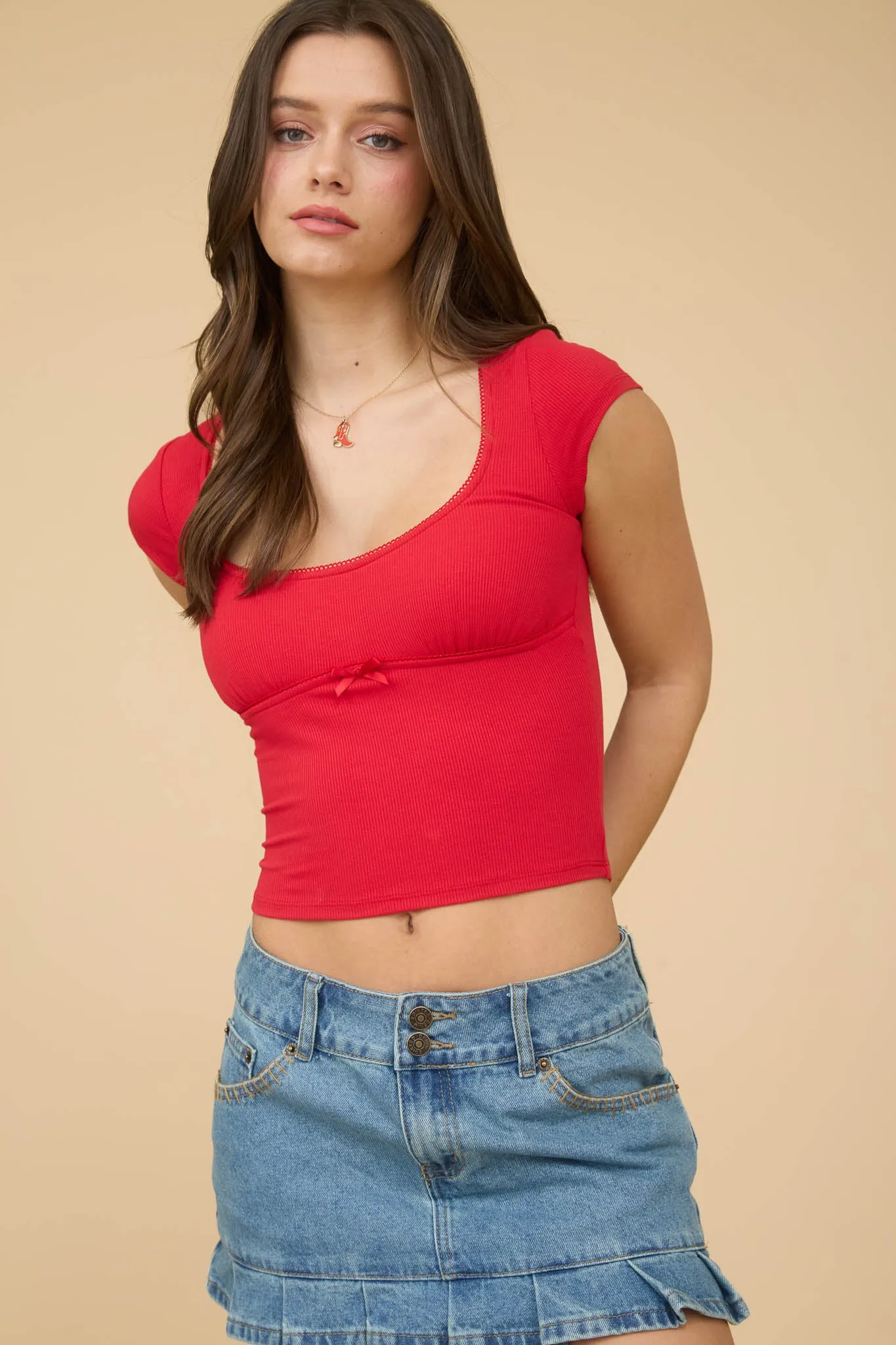 SCALLOP SCOOP NECK BOW DETAIL KNIT CROP TOP sold by Blu Pepper product image thumbnail 5