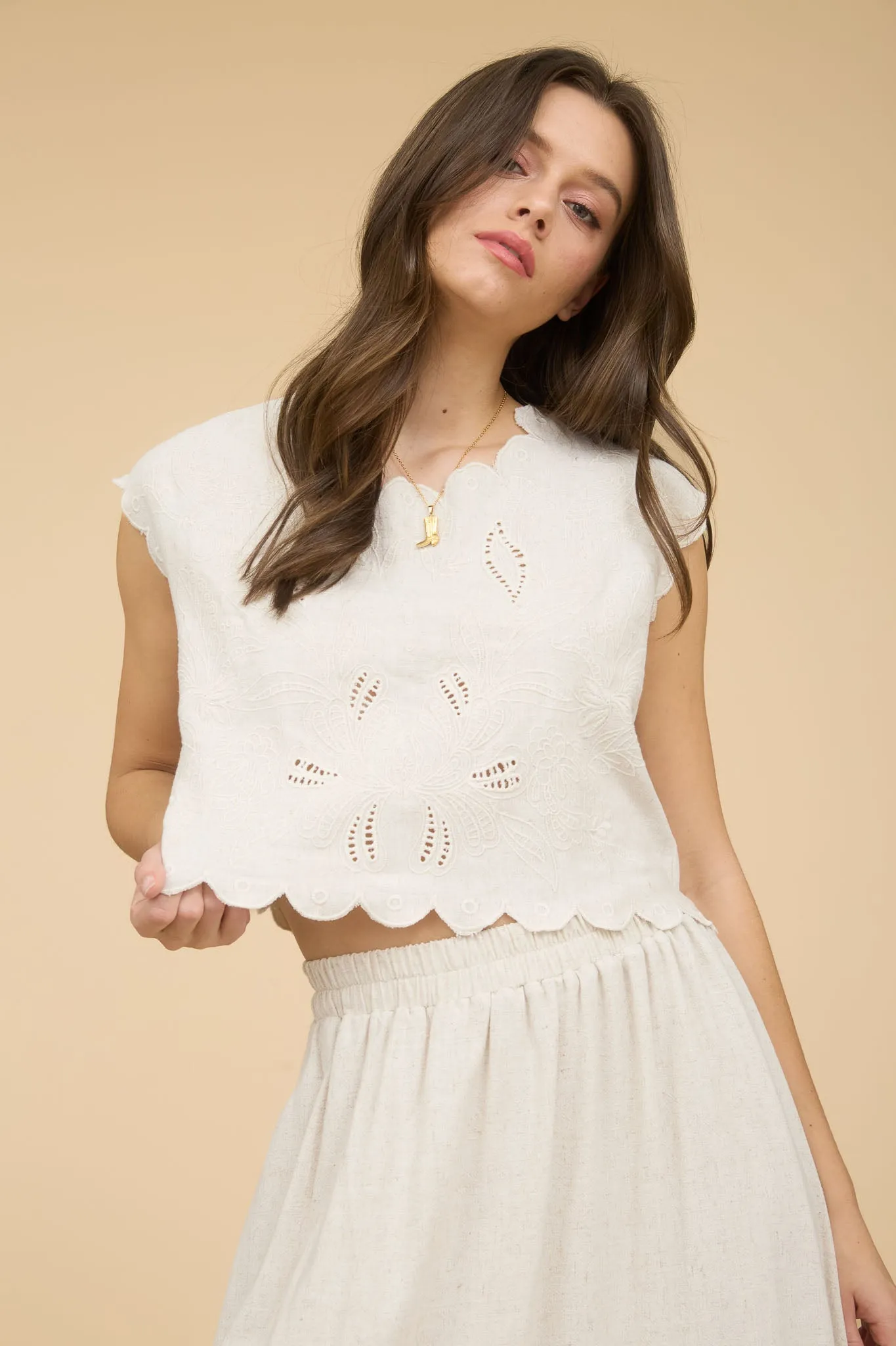 EYELET EMBROIDERY DETAIL SCALLOPED CROP TOP sold by Blu Pepper product image thumbnail 4
