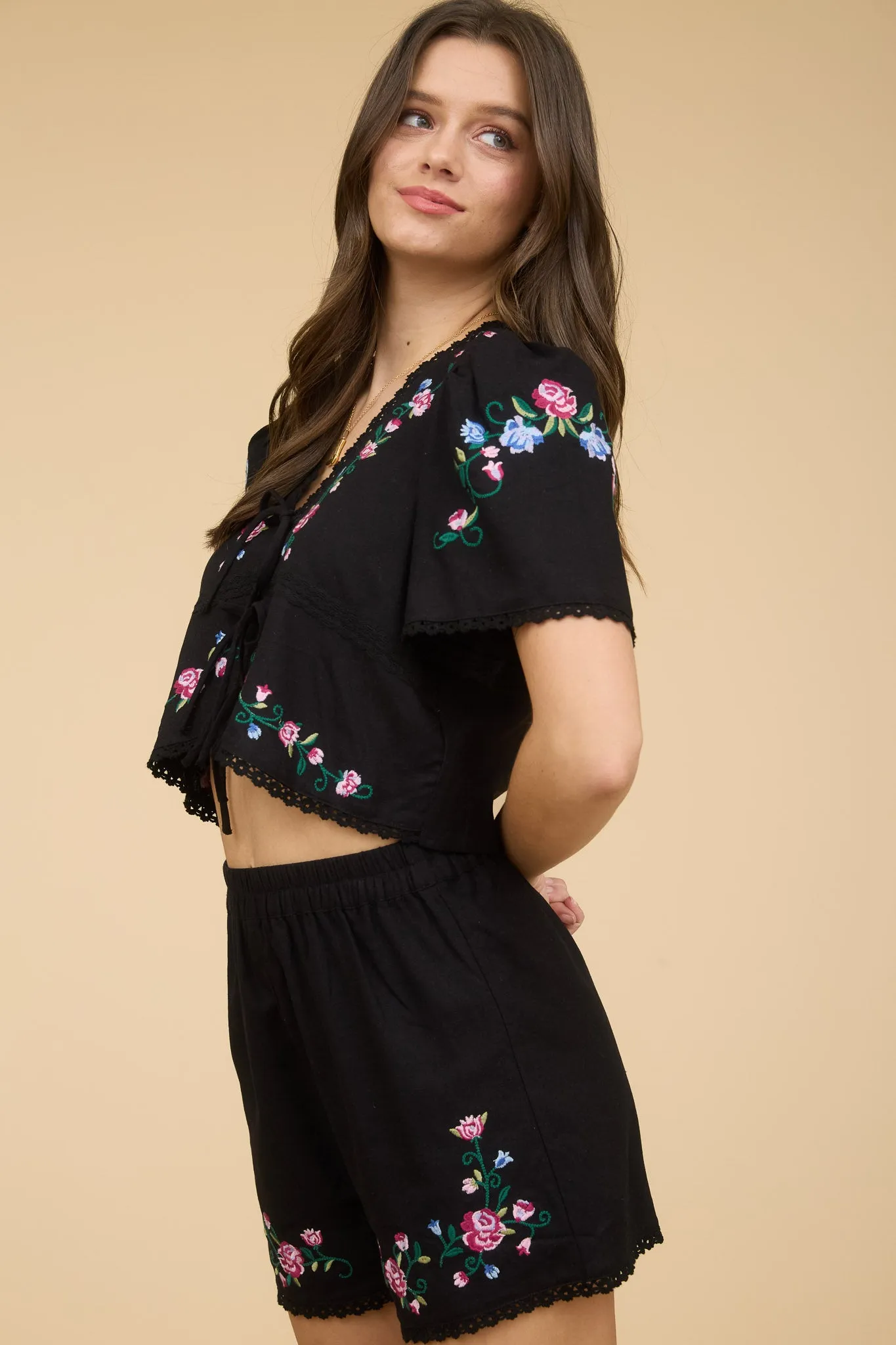 FLORAL EMBROIDERY DETAIL FRONT TIE CROPPED BLOUSE sold by Blu Pepper product image thumbnail 3