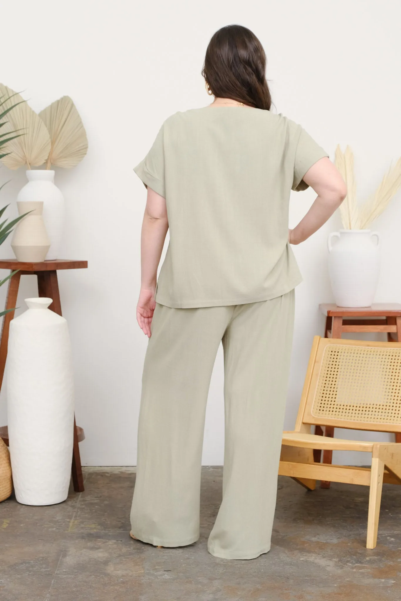 PLUS HIGH WAIST WIDE LEG PLEATED LINEN PANTS sold by Blu Pepper product image thumbnail 2