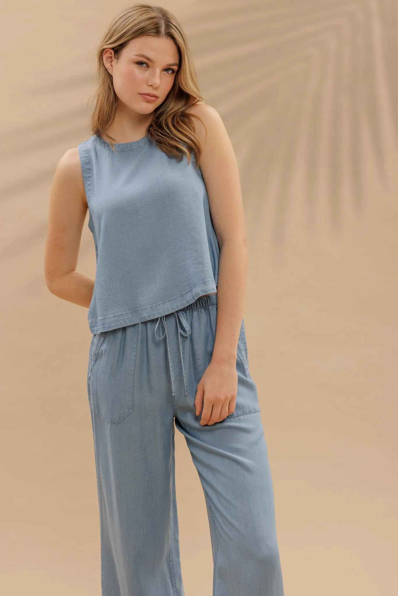 DRAWSTRING WAIST WIDE LEG CHAMBRAY PANTS sold by Blu Pepper product image thumbnail 5