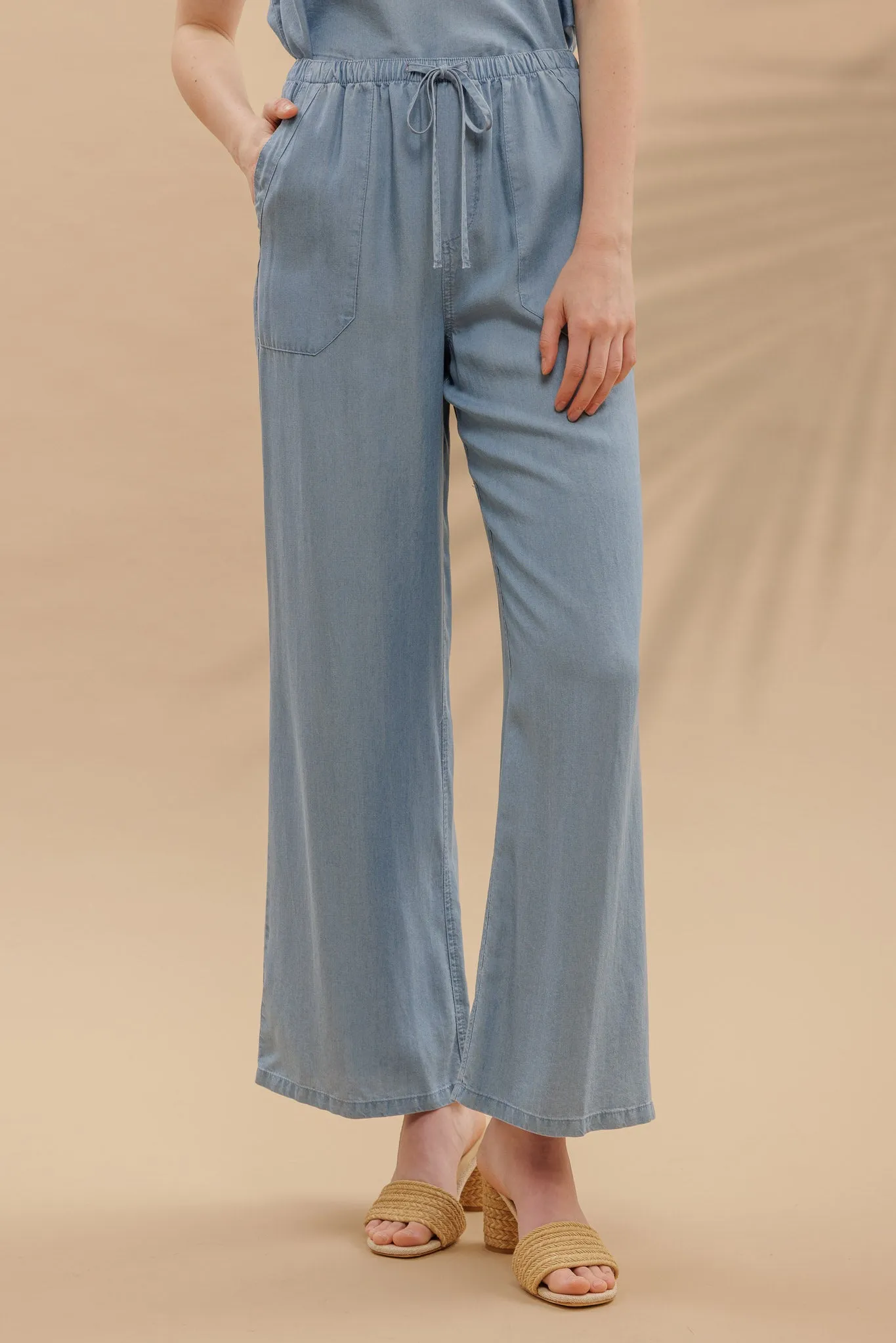 DRAWSTRING WAIST WIDE LEG CHAMBRAY PANTS sold by Blu Pepper product image thumbnail 4
