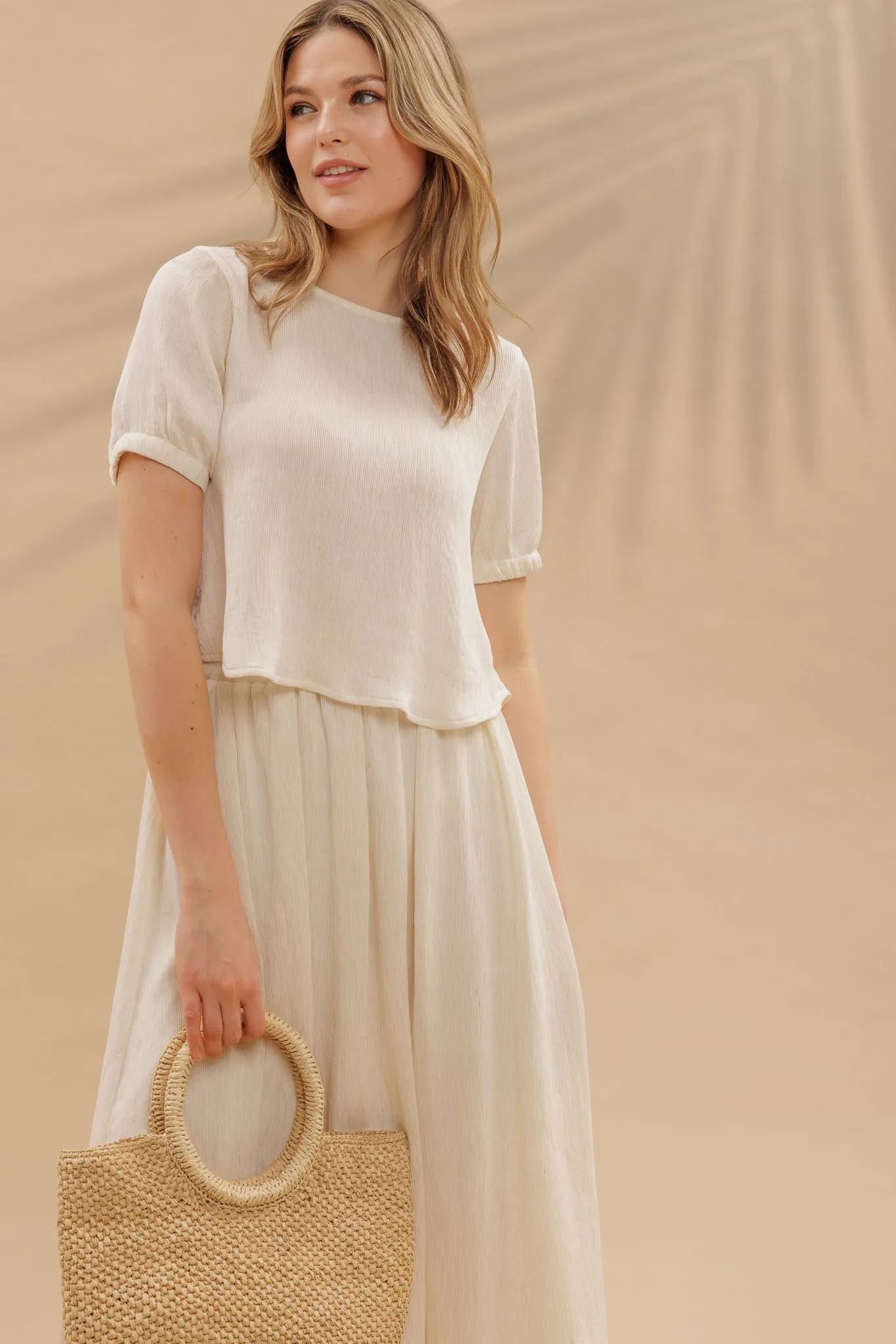 HIGH ELASTIC WAIST CRINKLE KIT MIDI SKIRT sold by Blu Pepper