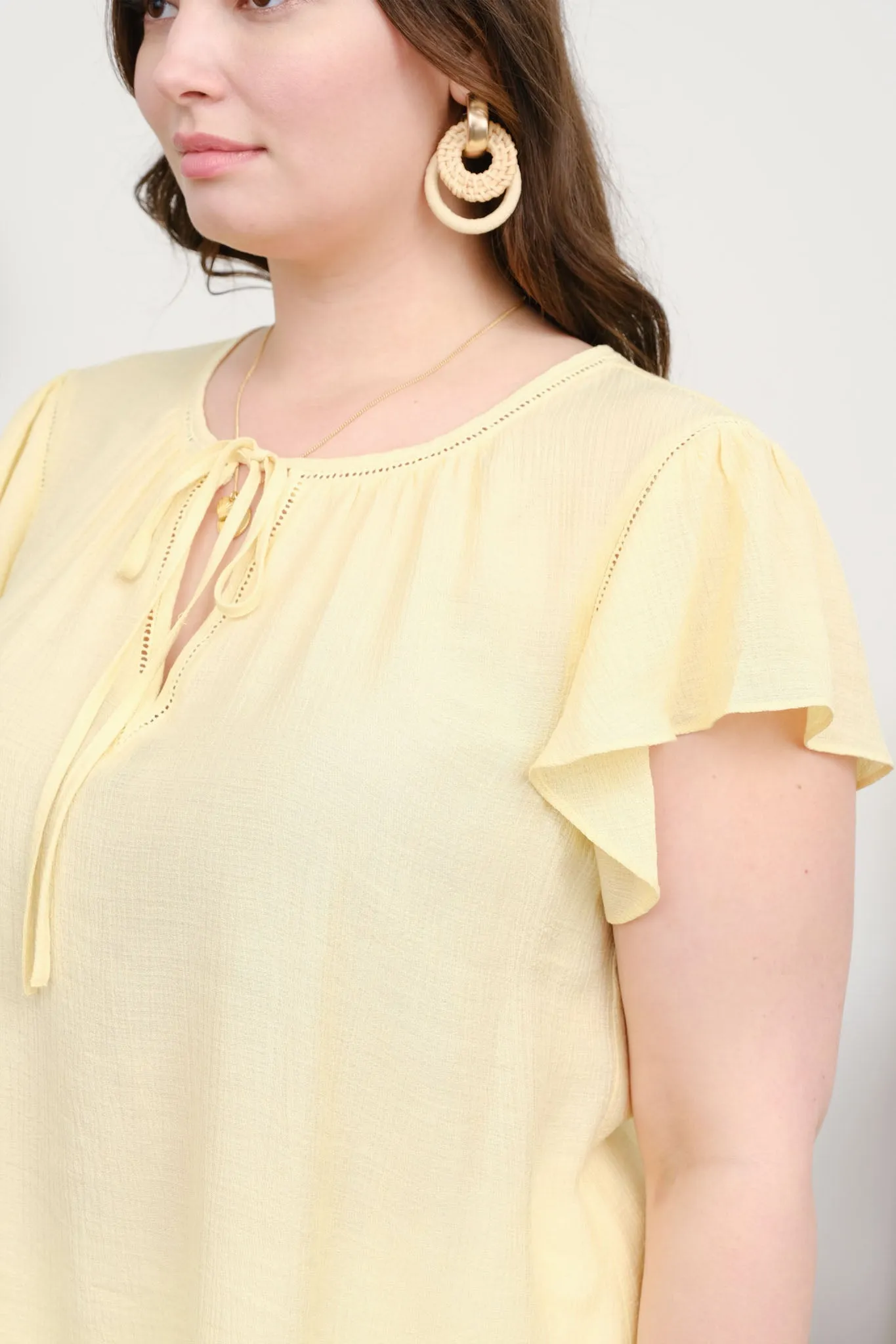 PLUS LADDER LACE TRIM FRONT TIE RUFFLE SLEEVE TOP sold by Blu Pepper product image thumbnail 4