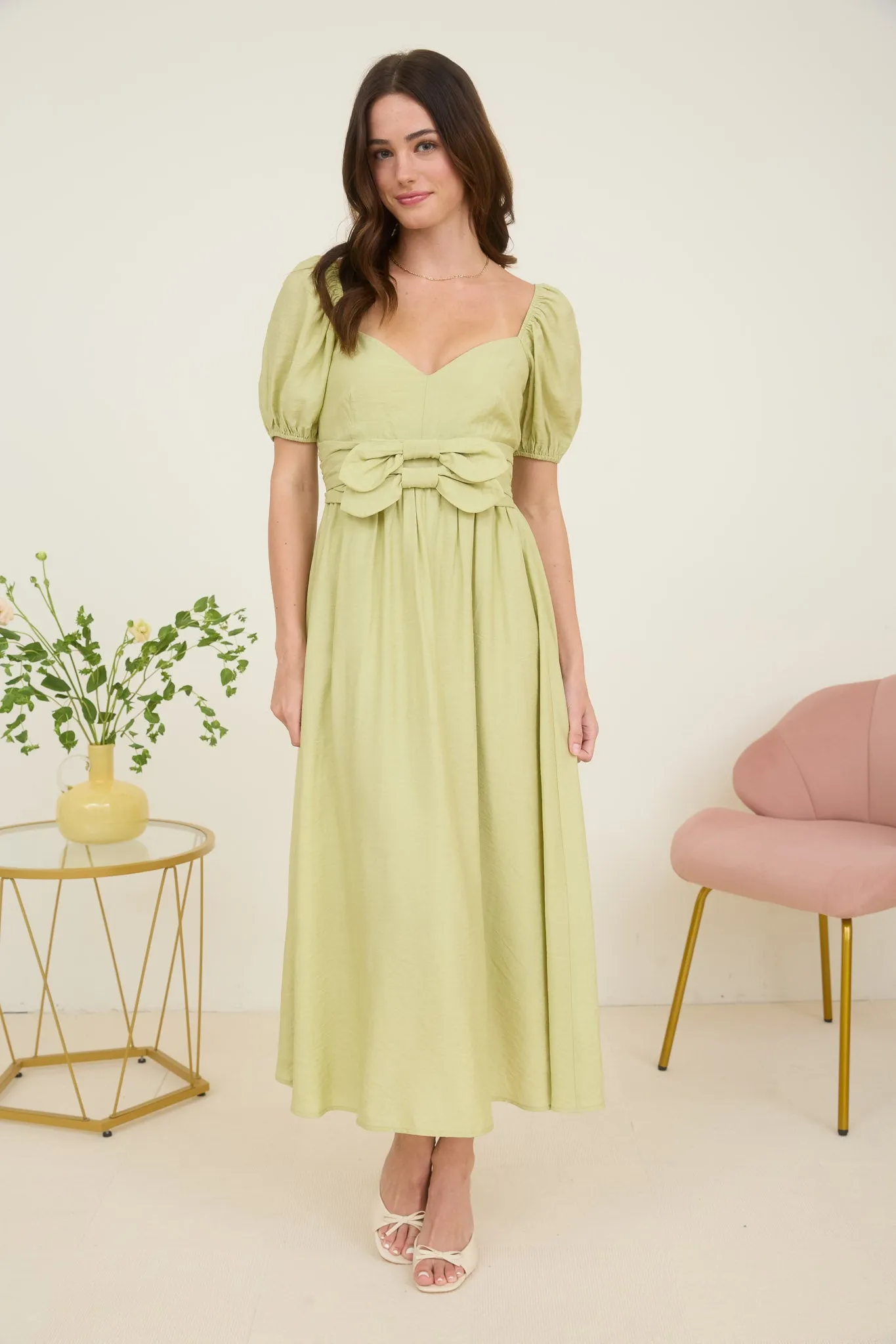 FRONT BOW SWEETHEART NECK PUFF SLEEVE MIDI DRESS sold by Blu Pepper product image thumbnail 5