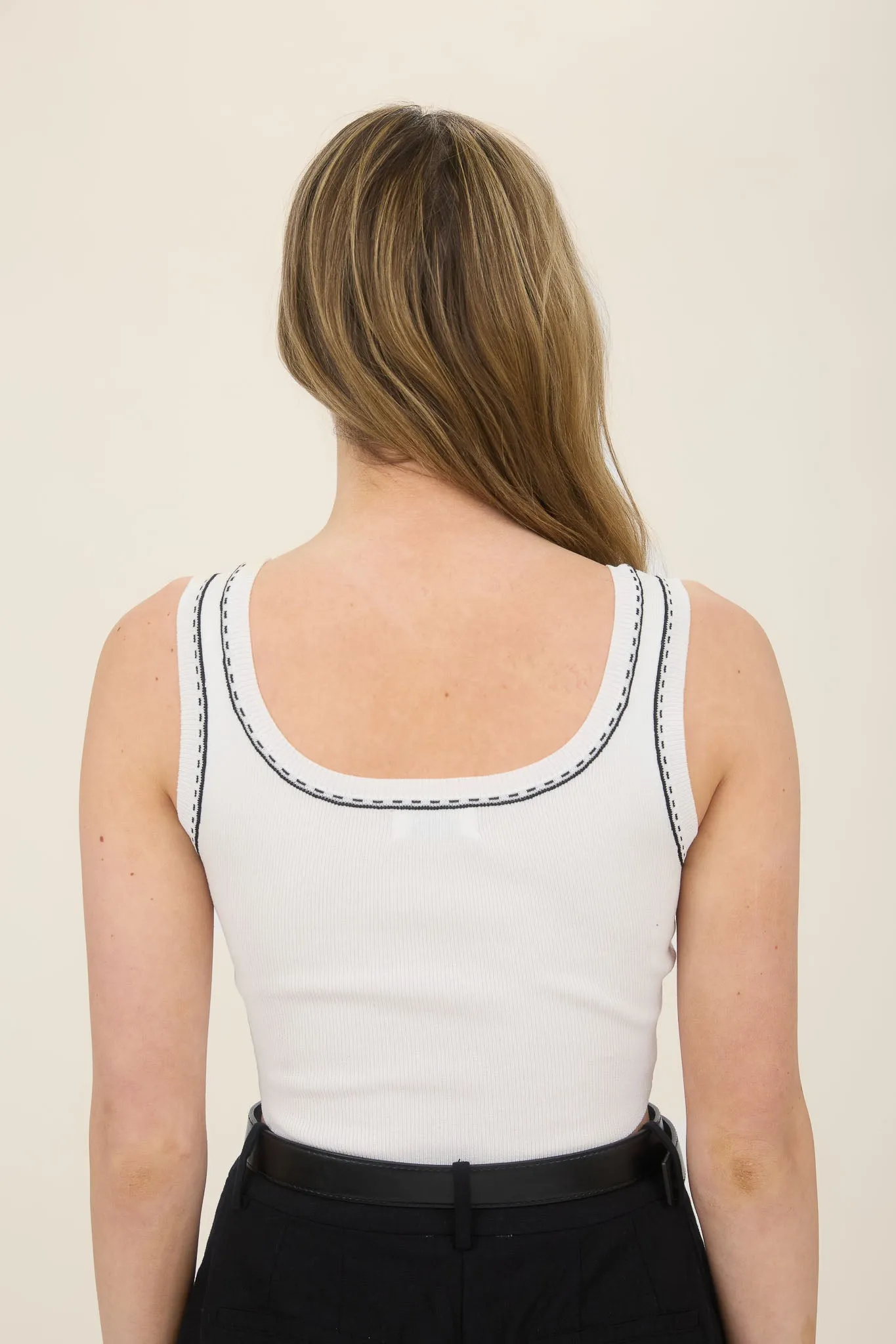 CONTRAST LINE STITCH DETAIL SWEATER KNIT CROP TOP sold by Blu Pepper product image thumbnail 2