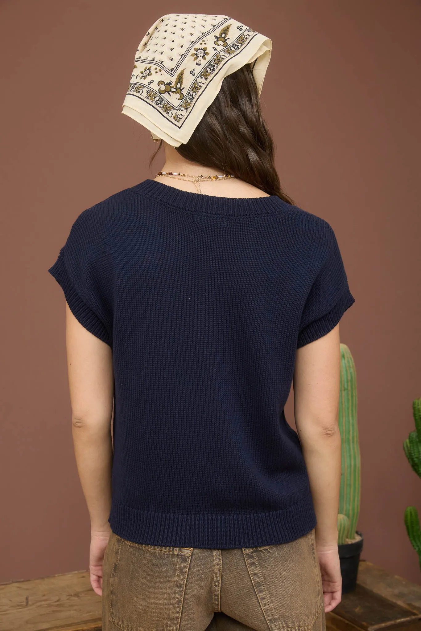 BOOT BOW JAQUARD SHORT SLEEVE KNIT SWEATER sold by Blu Pepper product image thumbnail 2