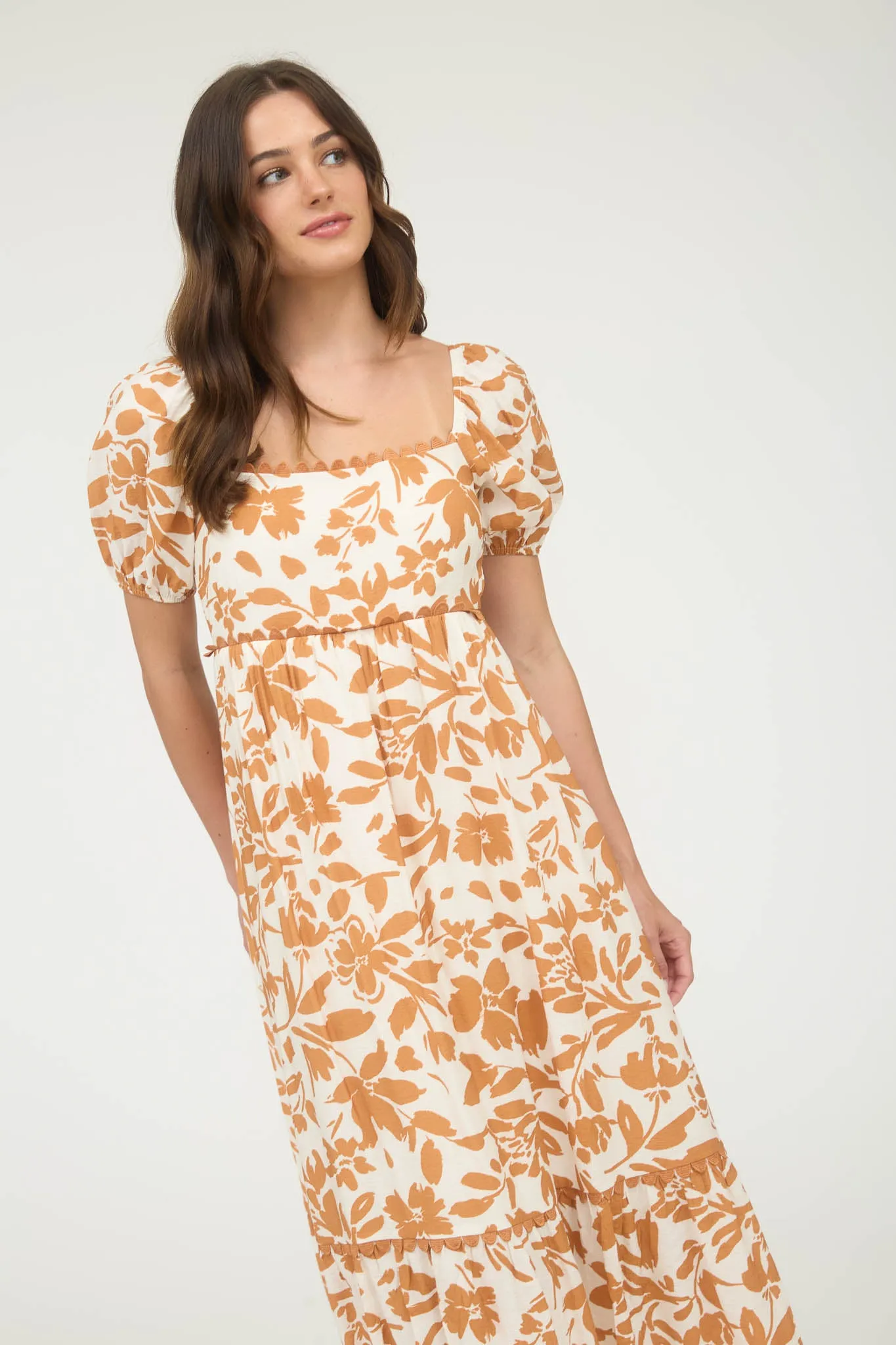 FLORAL SCALLOP TRIM PUFF SLEEVE MIDI DRESS sold by Blu Pepper product image thumbnail 4