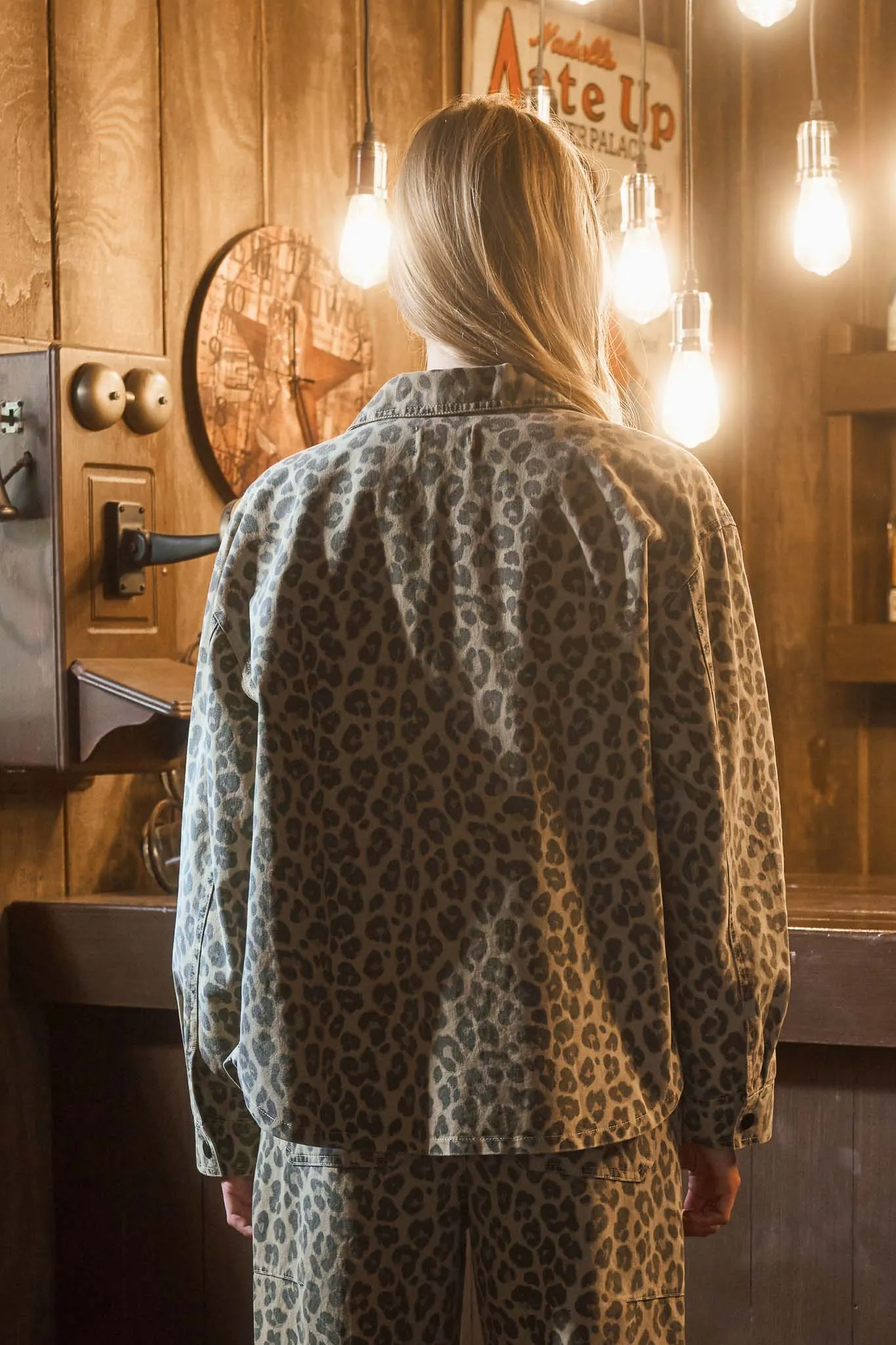 LEOPARD PRINT COLLARED BUTTON DOWN SHACKET sold by Blu Pepper product image thumbnail 3