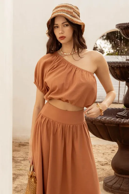 ONE SHOULDER BALLOON CROP TOP sold by Blu Pepper