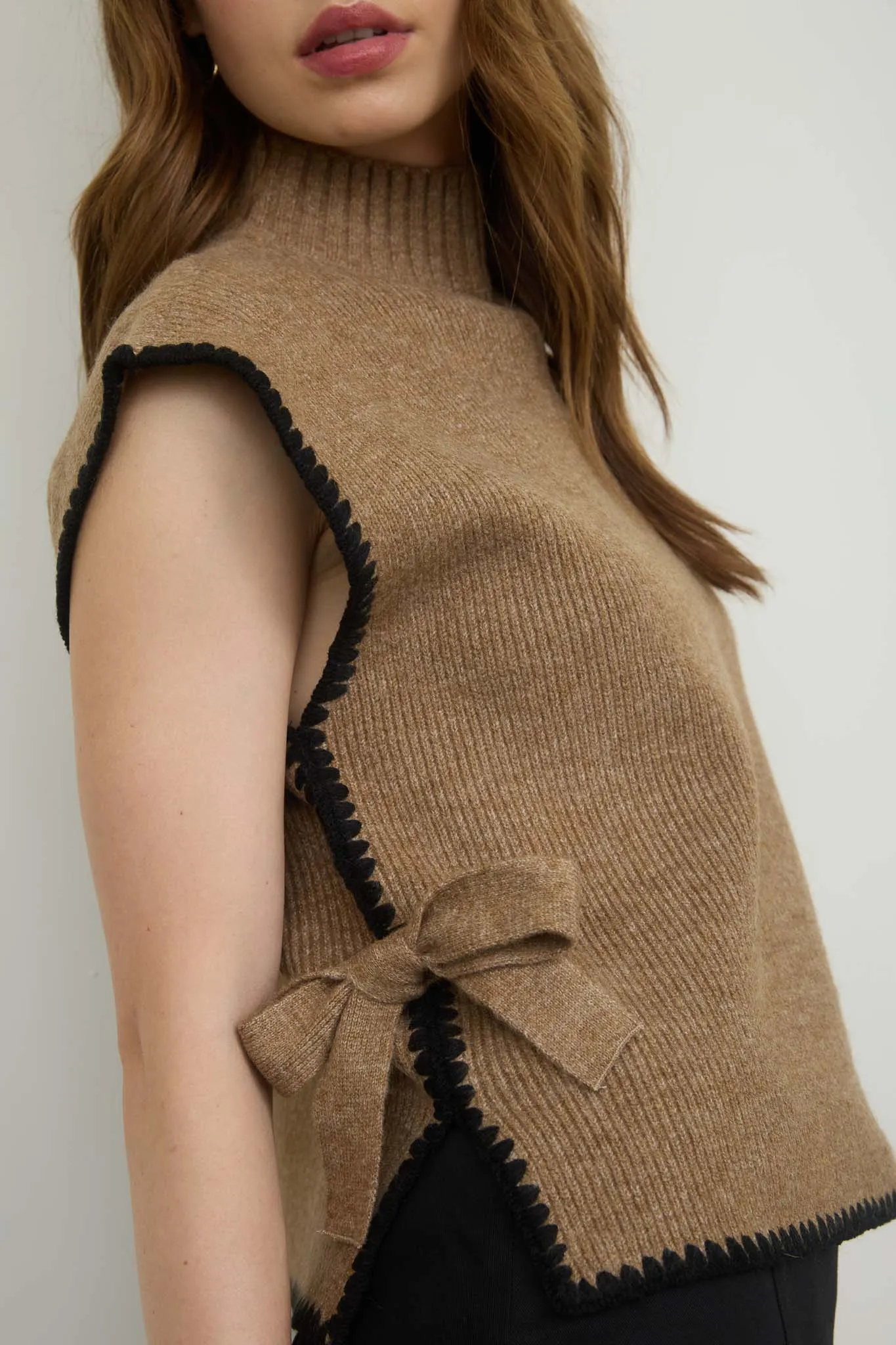 MOCK NECK CONTRAST STITCH SIDE TIE SWEATER TOP sold by Blu Pepper product image thumbnail 4
