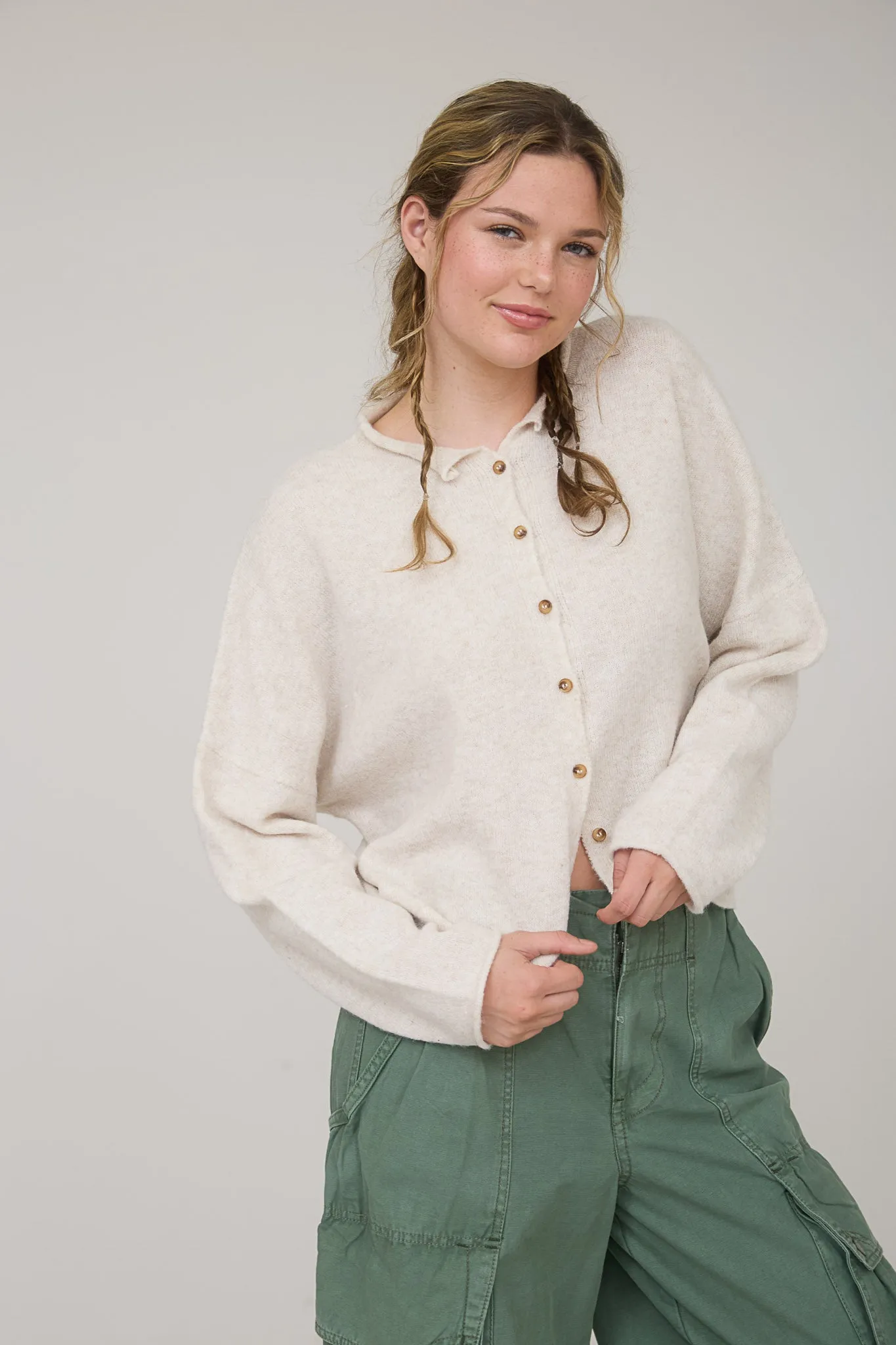 LIGHTWEIGHT BUTTON DOWN KNIT CARDIGAN sold by Blu Pepper product image thumbnail 3