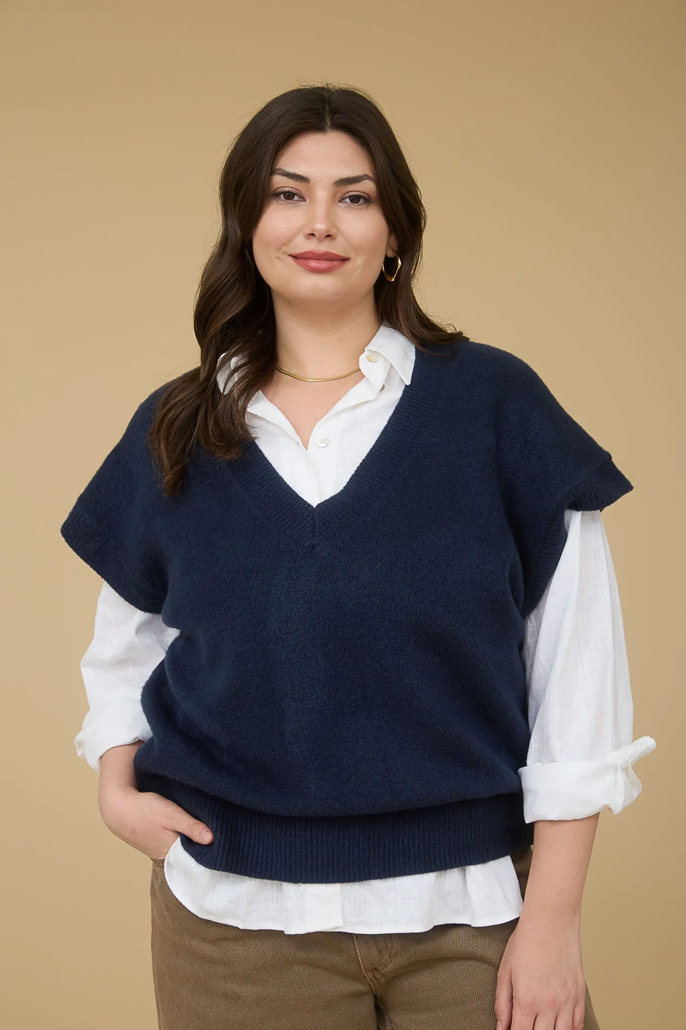 PLUS V NECK SHORT SLEEVE KNIT PULLOVER SWEATER sold by Blu Pepper