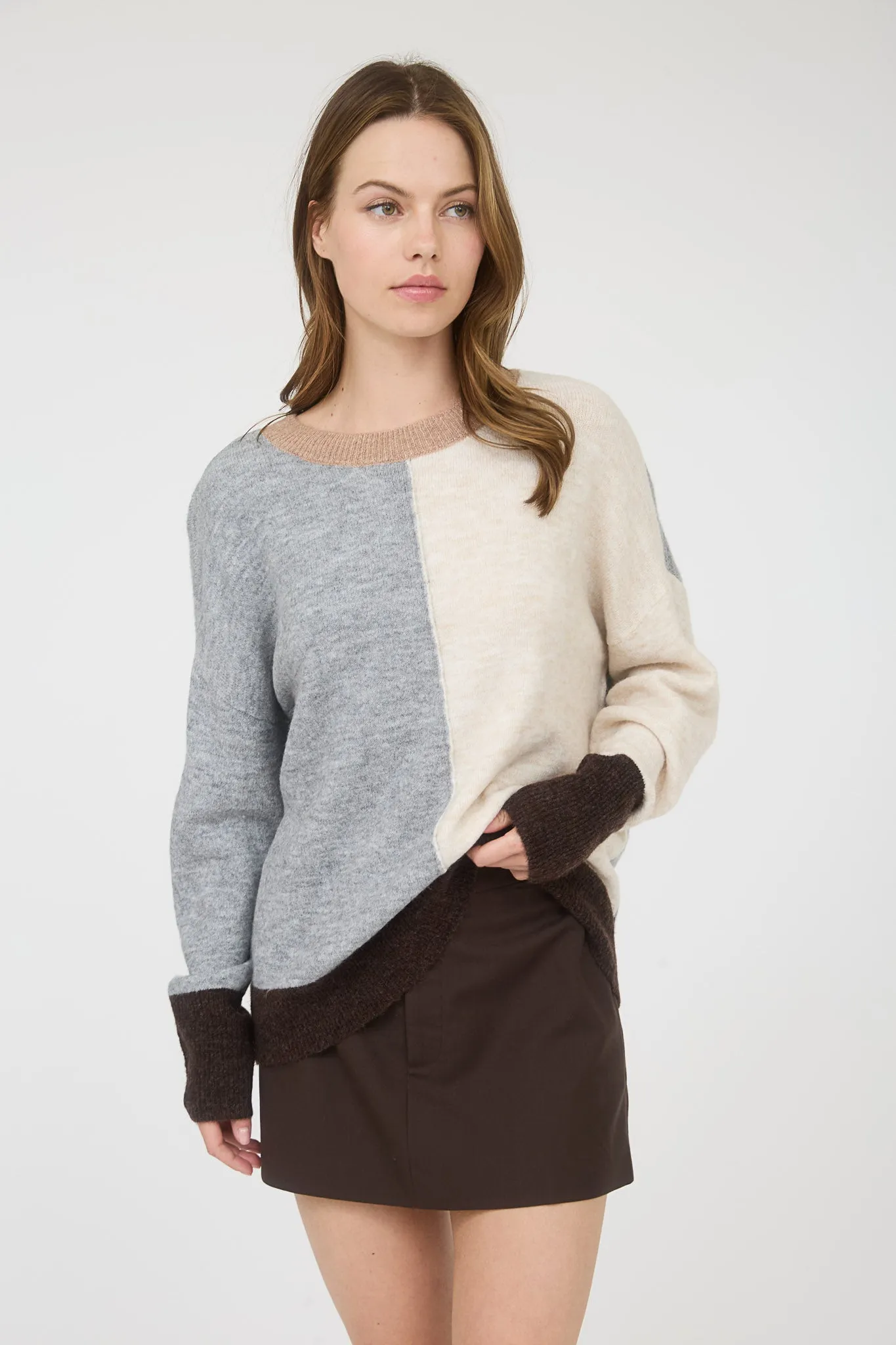 COLORBLOCK FRONT SEAM LONG SLEEVE KNIT SWEATER sold by Blu Pepper product image thumbnail 5