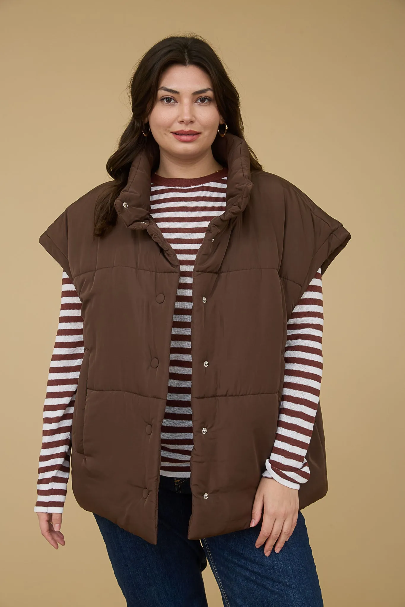 PLUS OVERSIZED SNAP BUTTON PUFFER VEST sold by Blu Pepper product image thumbnail 4