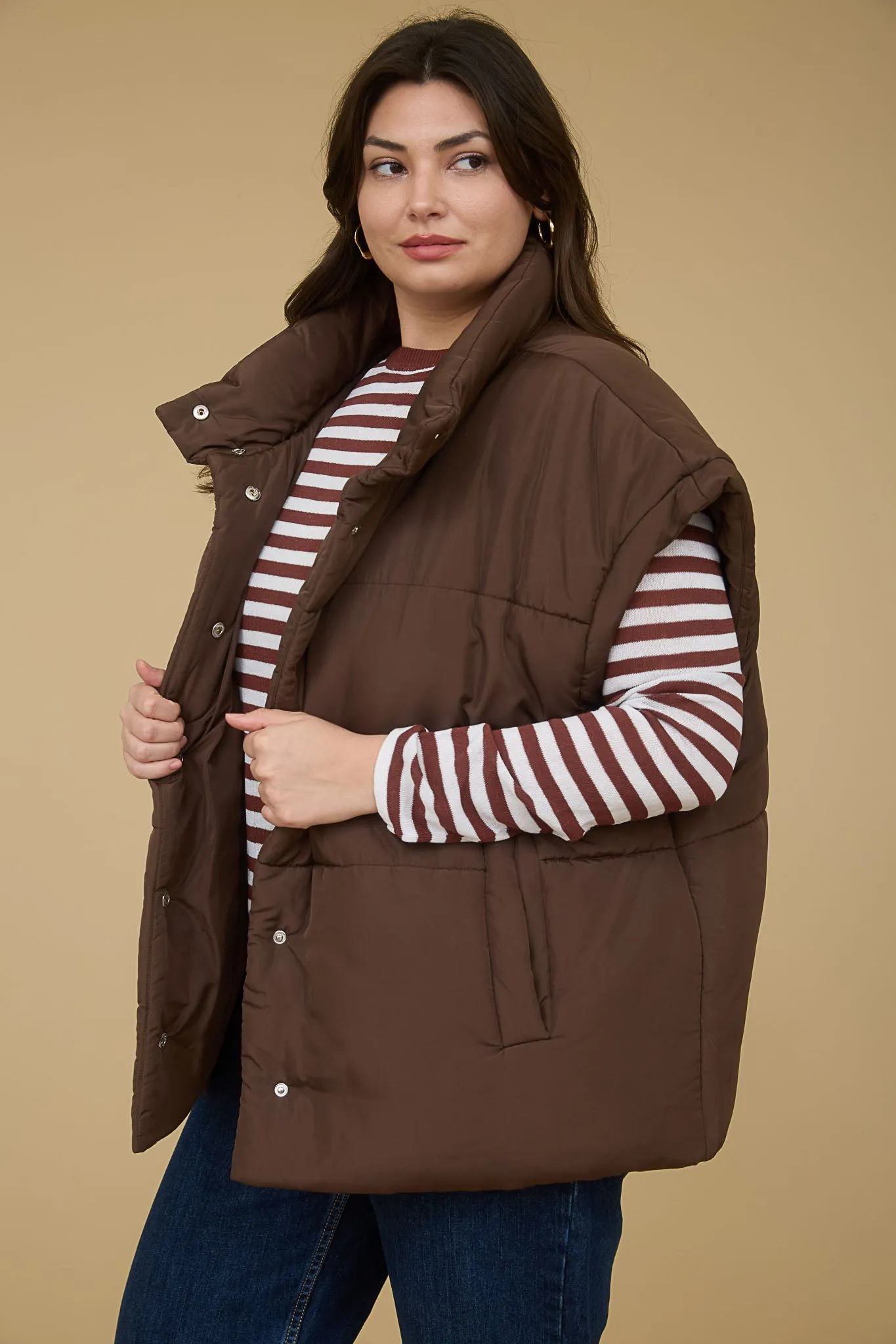 PLUS OVERSIZED SNAP BUTTON PUFFER VEST sold by Blu Pepper product image thumbnail 3