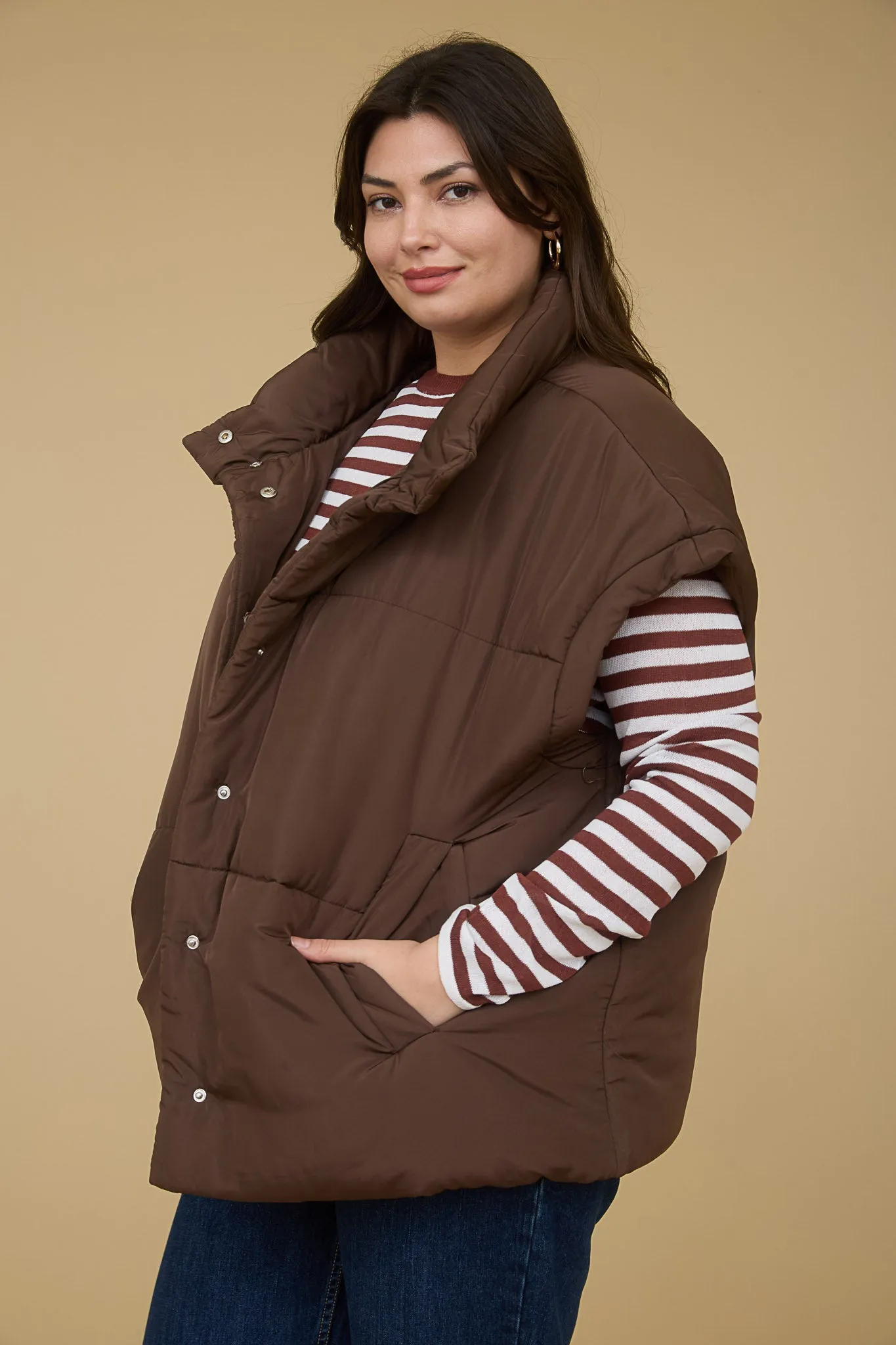PLUS OVERSIZED SNAP BUTTON PUFFER VEST sold by Blu Pepper product image thumbnail 5