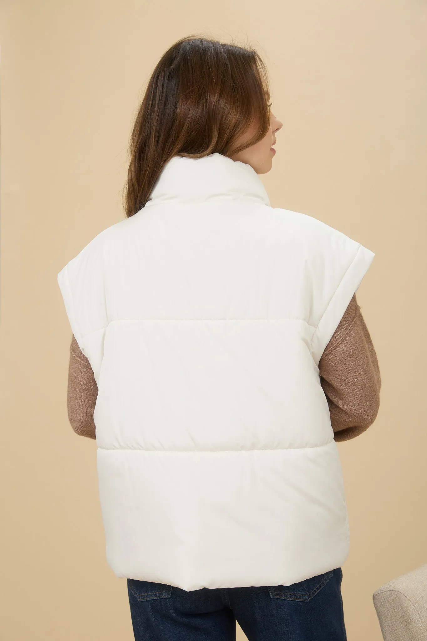OVERSIZED SNAP BUTTON PUFFER VEST sold by Blu Pepper product image thumbnail 2