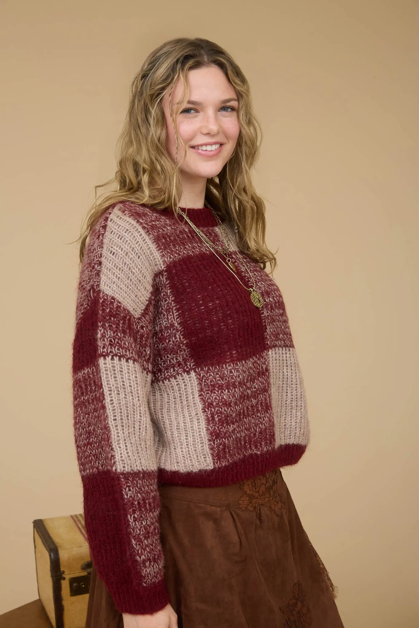 PLAID KNIT PATTERN CREWNECK PULLOVER SWEATER sold by Blu Pepper product image thumbnail 3
