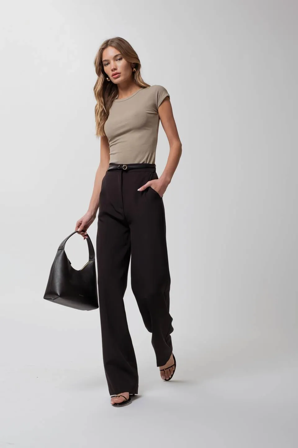 ROUND NECK SHORT SLEEVE SWEATER KNIT TOP sold by Blu Pepper product image thumbnail 3