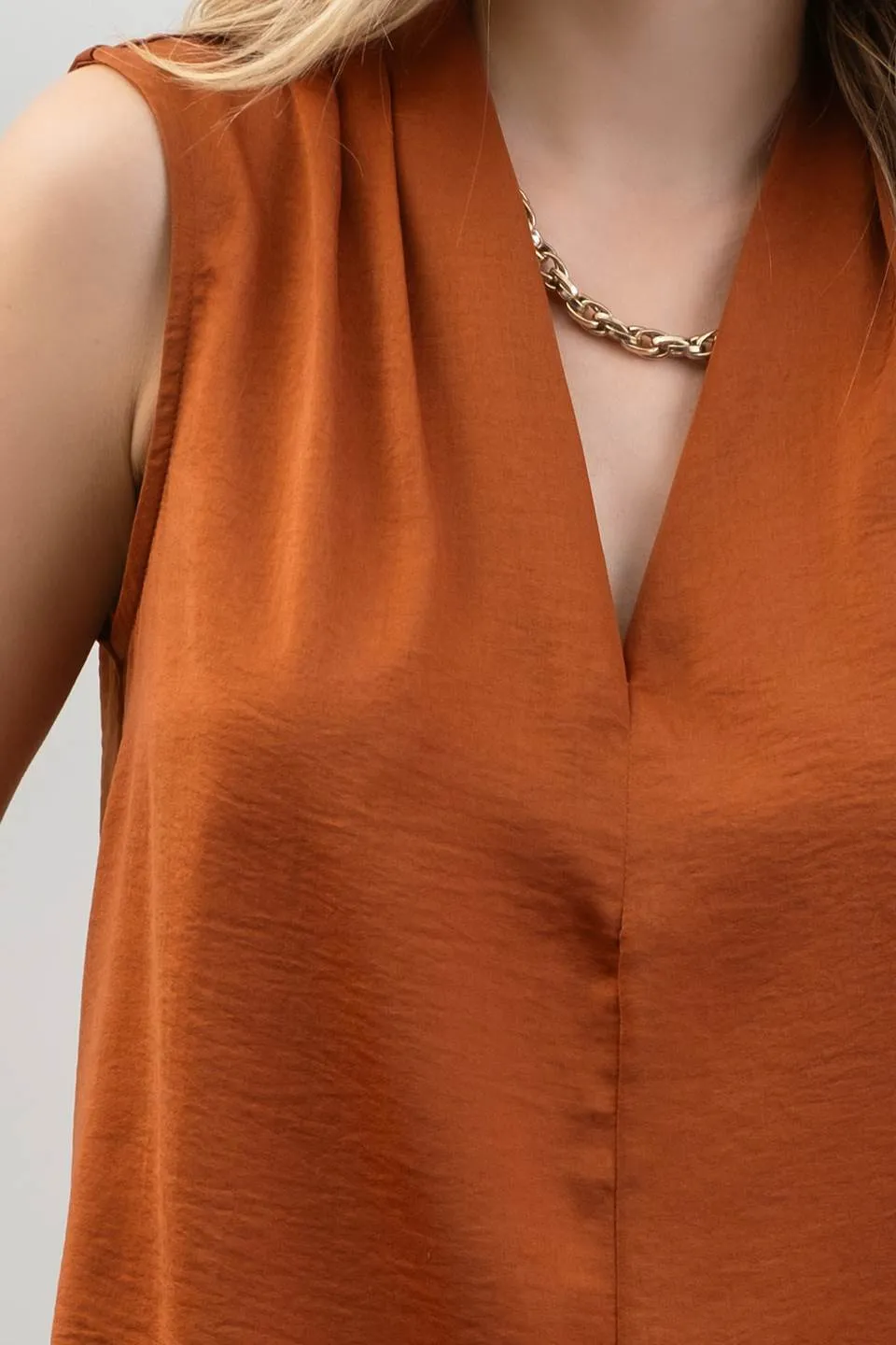 SLEEVELESS DRAPE SHOULDER V NECK BLOUSE sold by Blu Pepper product image thumbnail 4