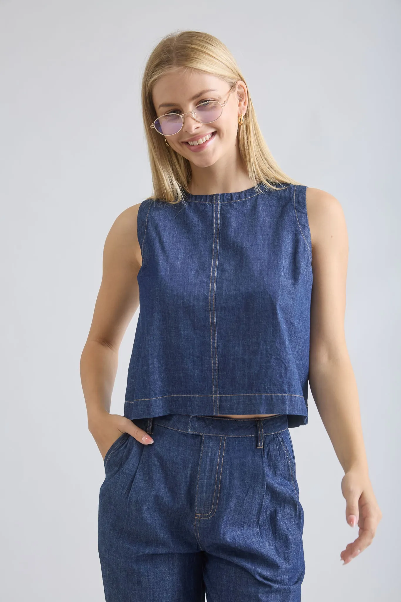 BOAT NECK BACK BUTTON SLEEVELESS DENIM TOP sold by Blu Pepper product image thumbnail 4