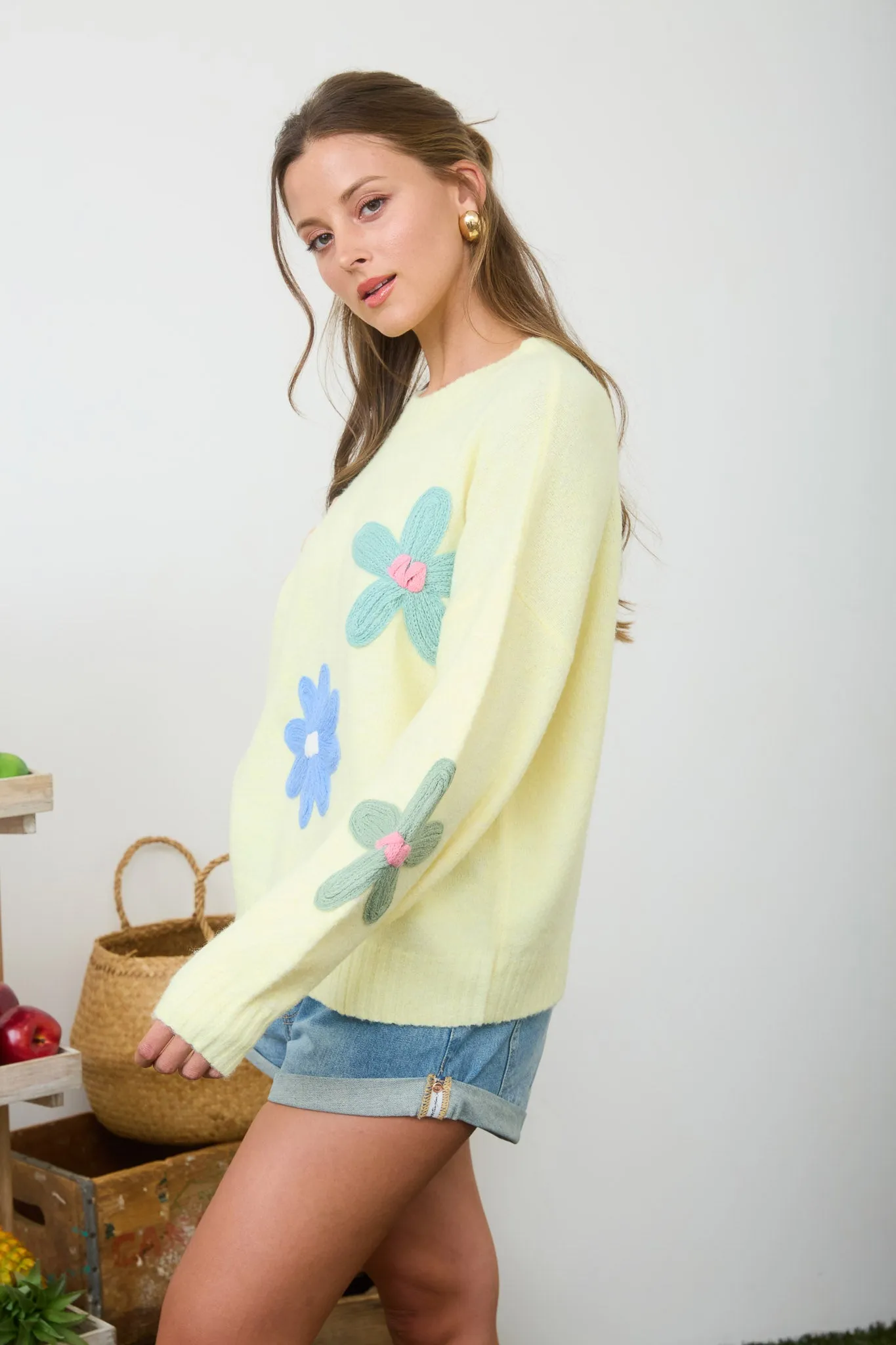 MULTI-COLOR CROCHET FLORAL DETAIL KNIT PULLOVER sold by Blu Pepper product image thumbnail 3