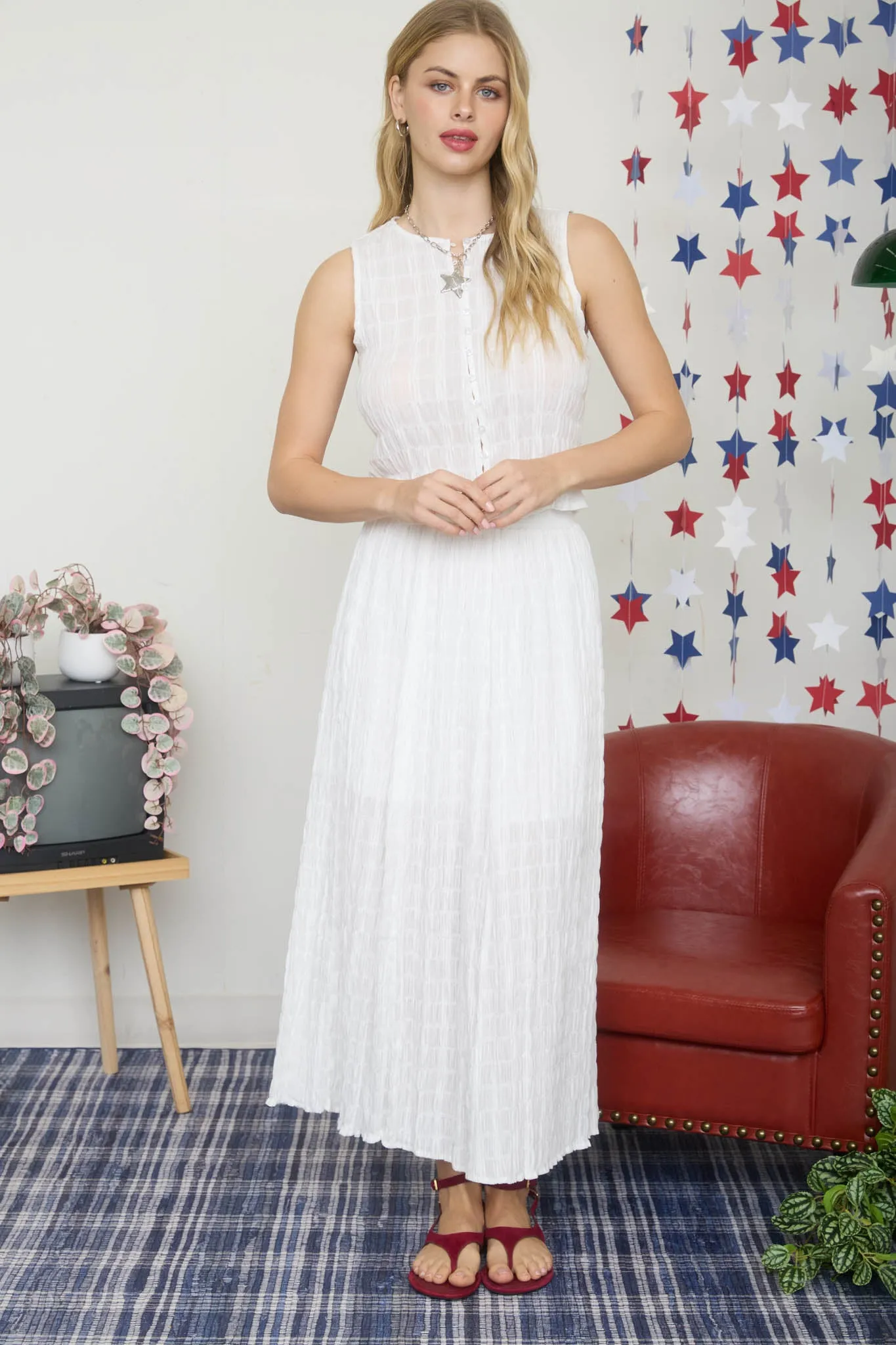 SHIRRED ELASTIC WAIST MIDI SKIRT sold by Blu Pepper product image thumbnail 5