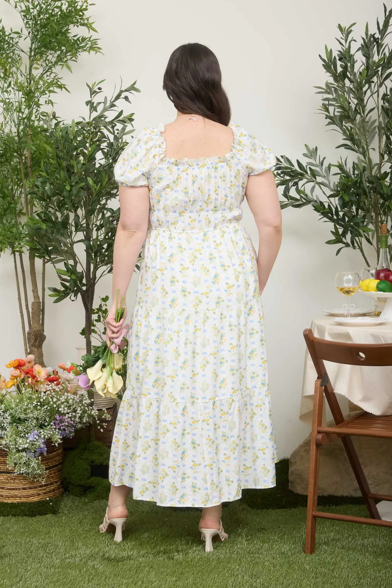 PLUS FLORAL TILE PRINT CONTRAST TIE MIDI DRESS (PRE-ORDER) sold by Blu Pepper product image thumbnail 5