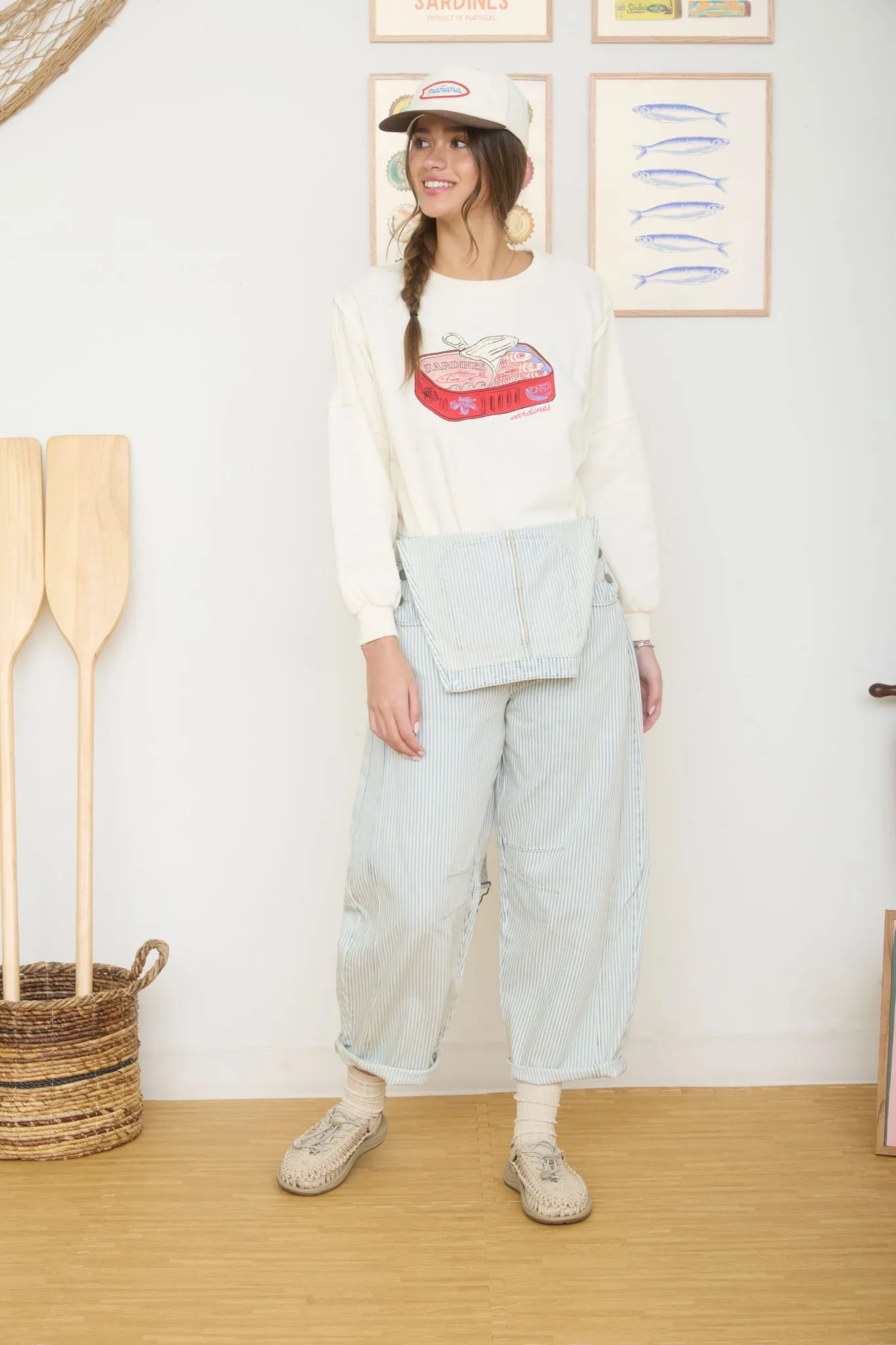 SARDINES GRAPHIC LONG SLEEVE KNIT SWEATER sold by Blu Pepper product image thumbnail 4