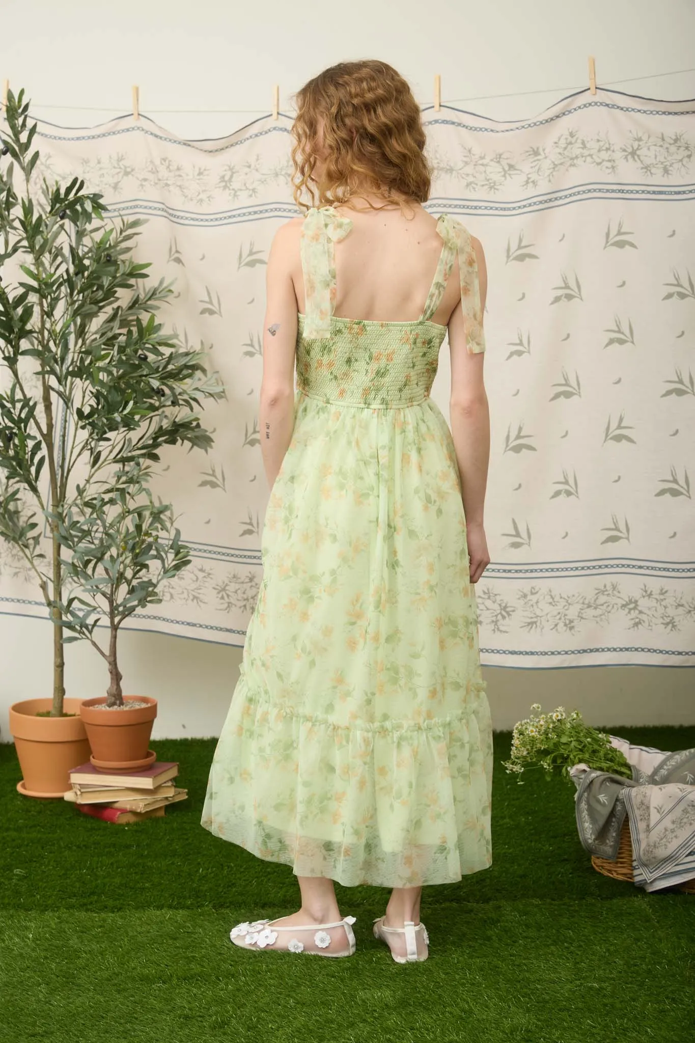 FLORAL SHIRRED BODICE SLEEVELESS MIDI DRESS sold by Blu Pepper product image thumbnail 2