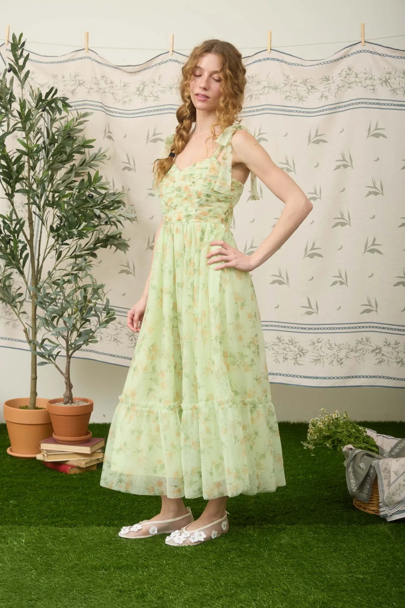 FLORAL SHIRRED BODICE SLEEVELESS MIDI DRESS sold by Blu Pepper product image thumbnail 3