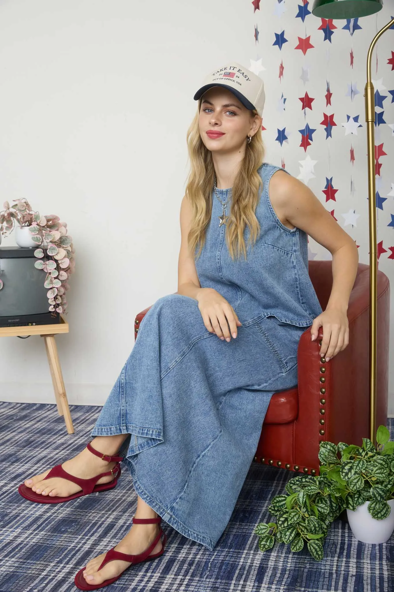 WASHED DENIM ROUND NECK SLEEVELESS TOP sold by Blu Pepper product image thumbnail 5