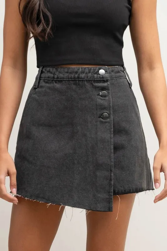 HIGH WAIST WASHED DENIM MINI SKORT made by Blu Pepper