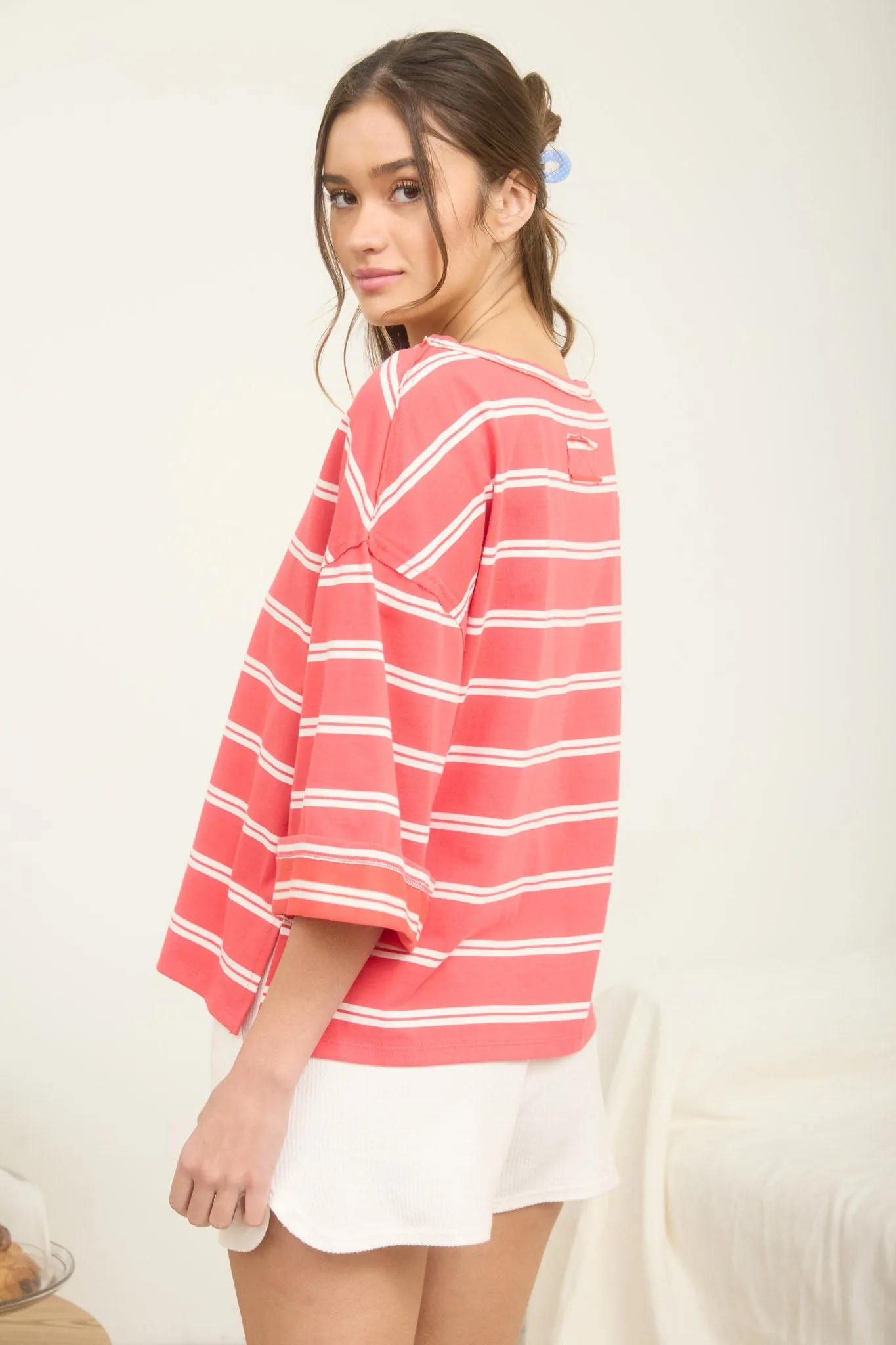 STRIPE RAW EDGE CUFF SLEEVE OVERSIZED KNIT TOP sold by Blu Pepper product image thumbnail 2