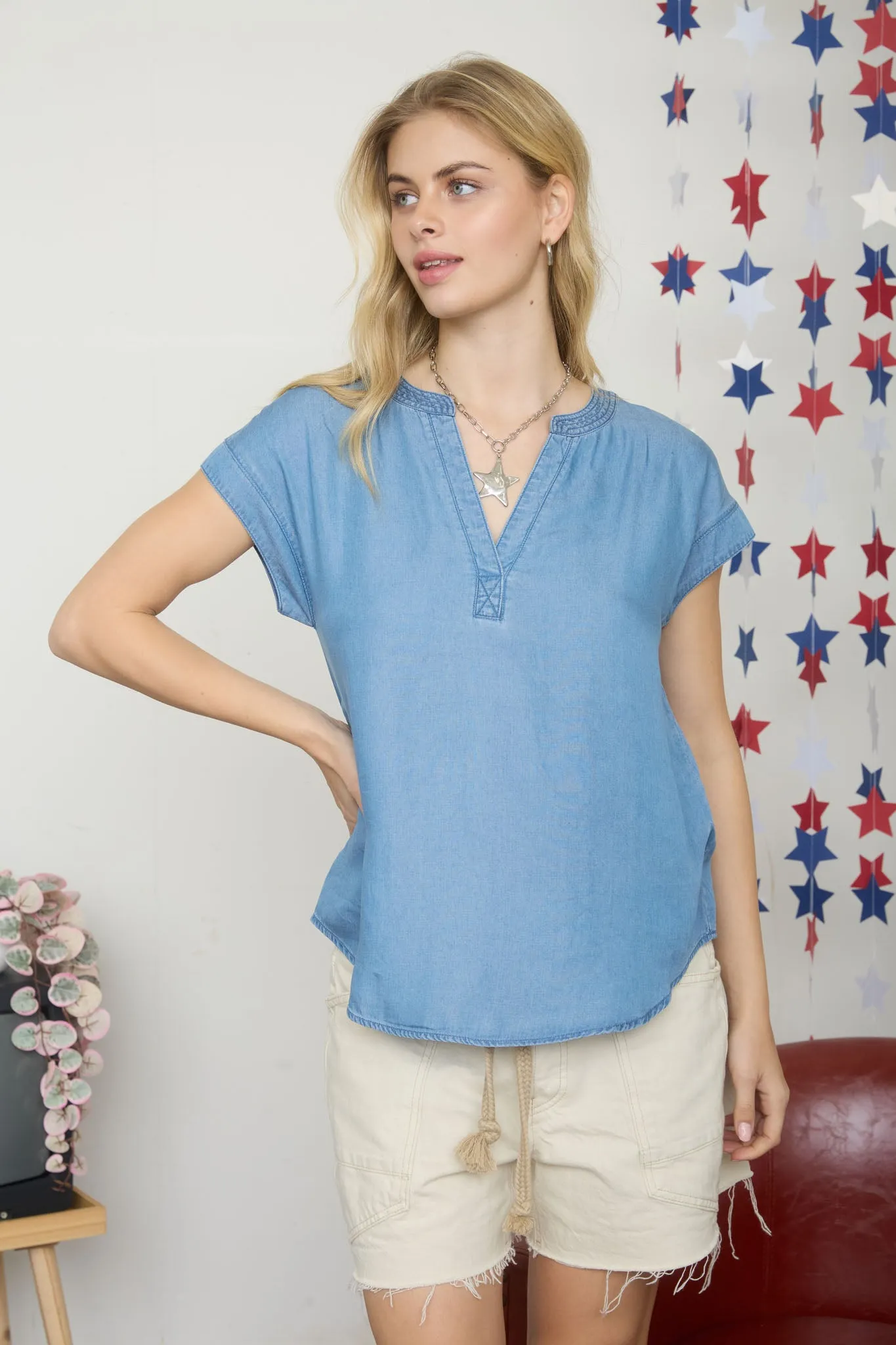 SPLIT NECK SHORT SLEEVE CHAMBRAY TOP sold by Blu Pepper product image thumbnail 4