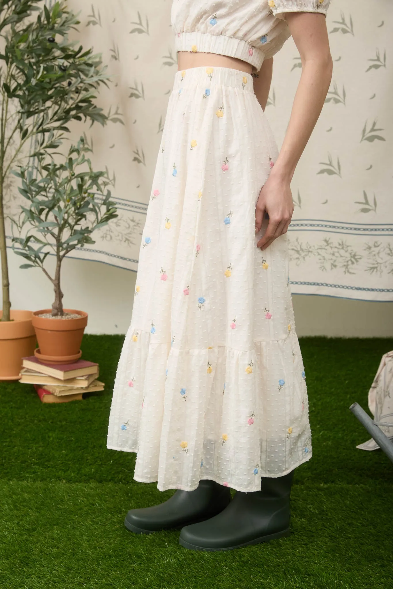 FLORAL EMBROIDERY CLIP DOT PATTERN MIDI SKIRT sold by Blu Pepper product image thumbnail 3