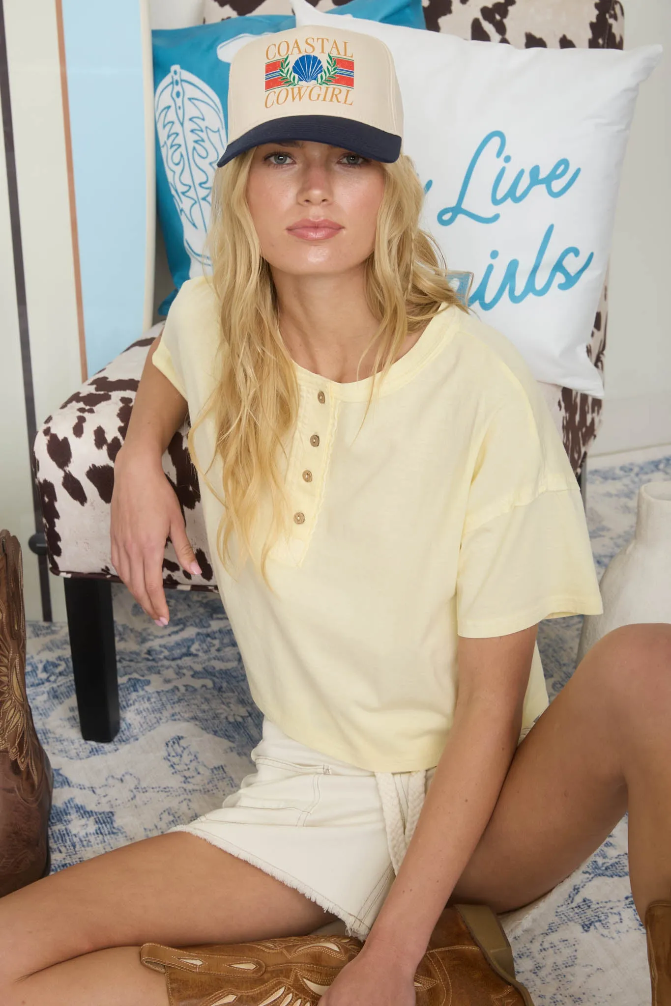 BOXY SHORT SLEEVE KNIT HENLEY CROP TOP sold by Blu Pepper product image thumbnail 5