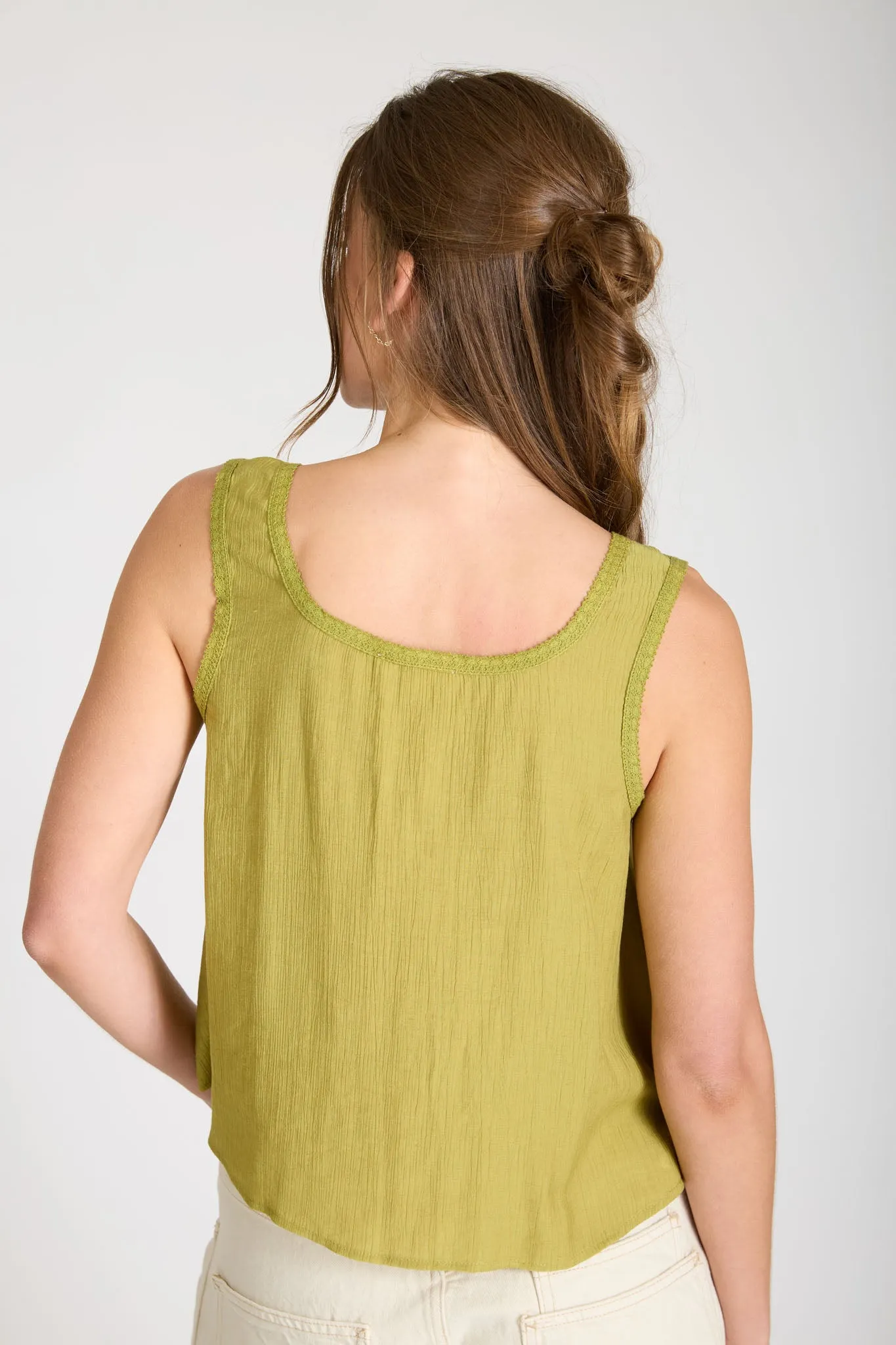 LACE TRIM FRONT TIE BUTTON DOWN SLEEVELESS TOP sold by Blu Pepper product image thumbnail 5