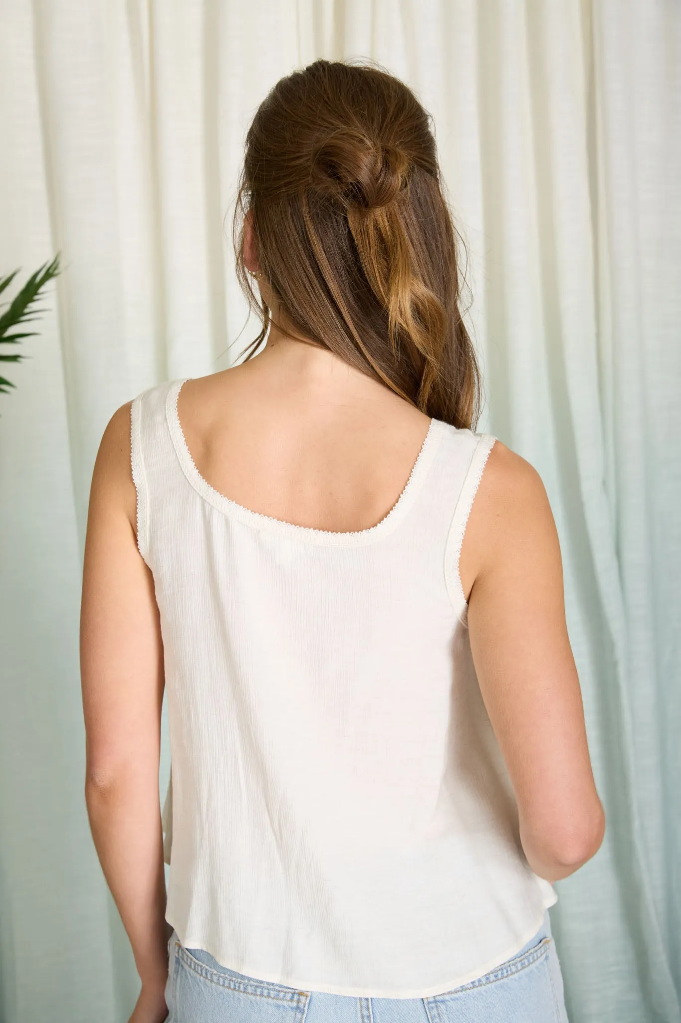 LACE TRIM FRONT TIE BUTTON DOWN SLEEVELESS TOP sold by Blu Pepper product image thumbnail 2