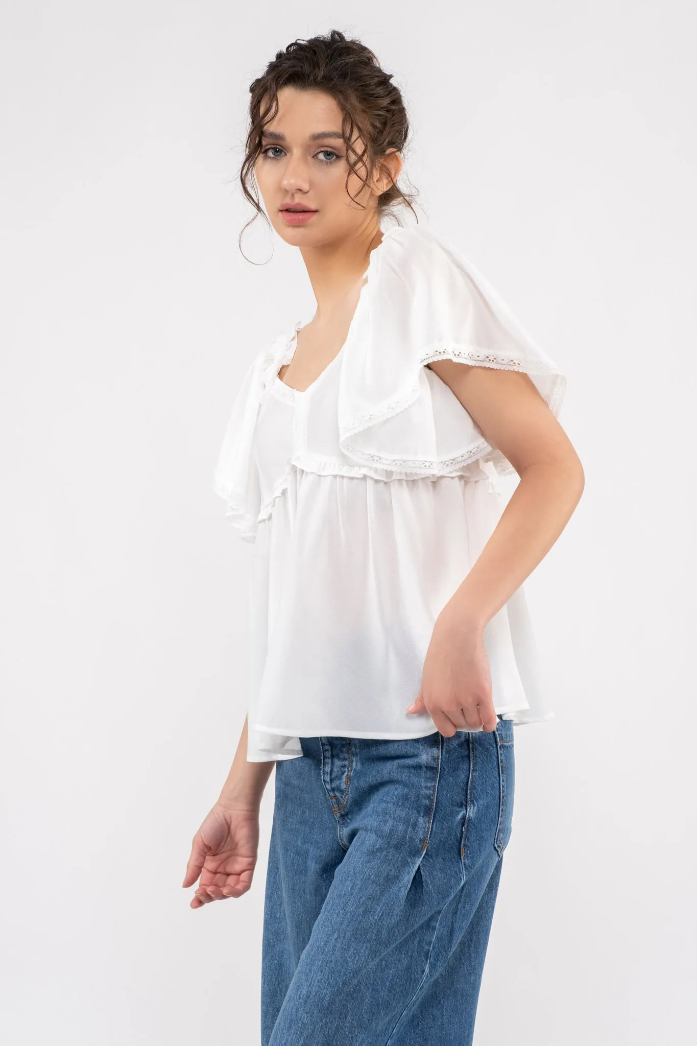 LACE TRIM SLEEVES WOVEN TOP sold by Blu Pepper