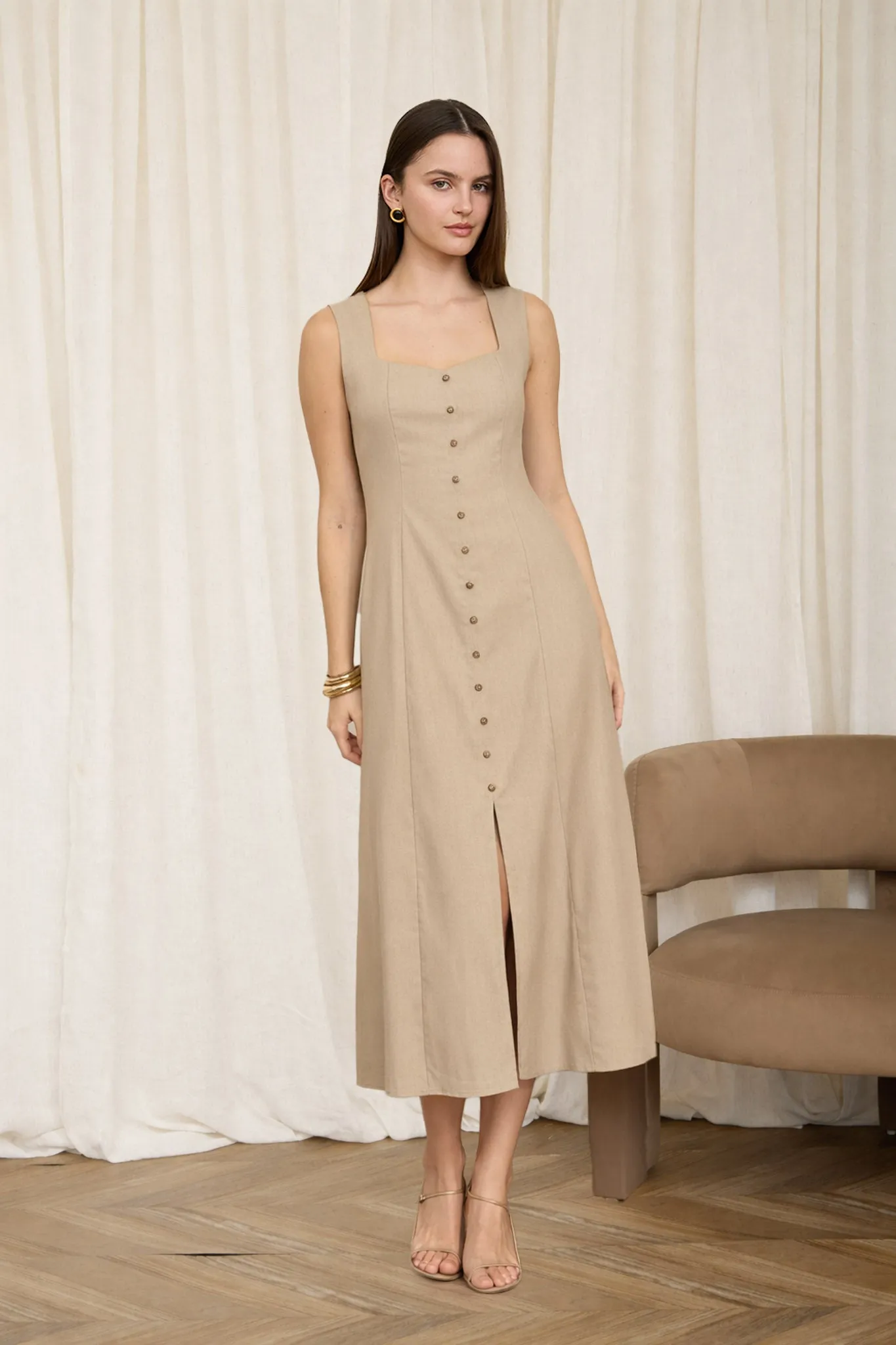 BUTTON DOWN SLEEVELESS SPLIT HEM LINEN MIDI DRESS sold by Blu Pepper product image thumbnail 2